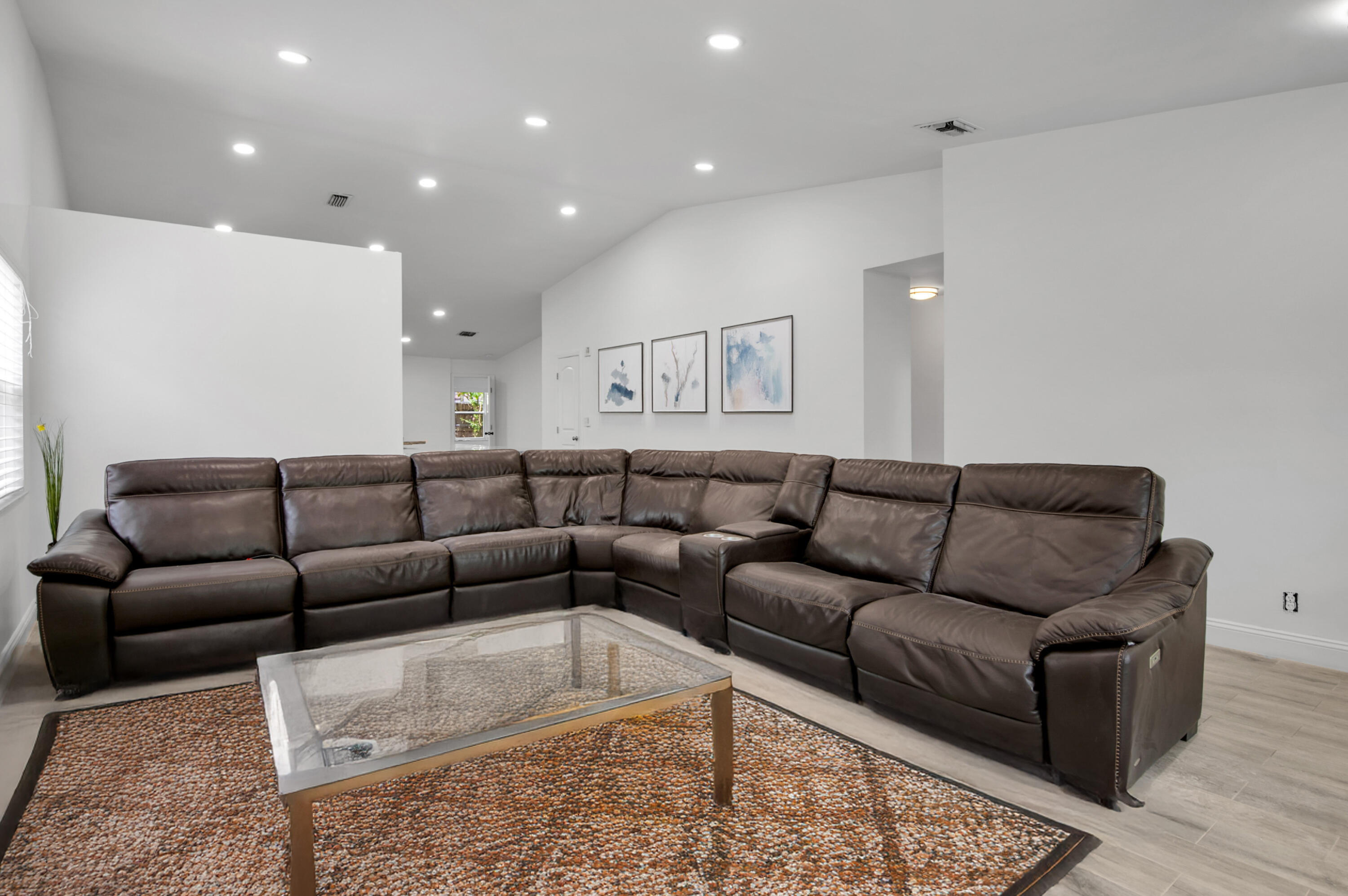 2564 NW 95th Terrace