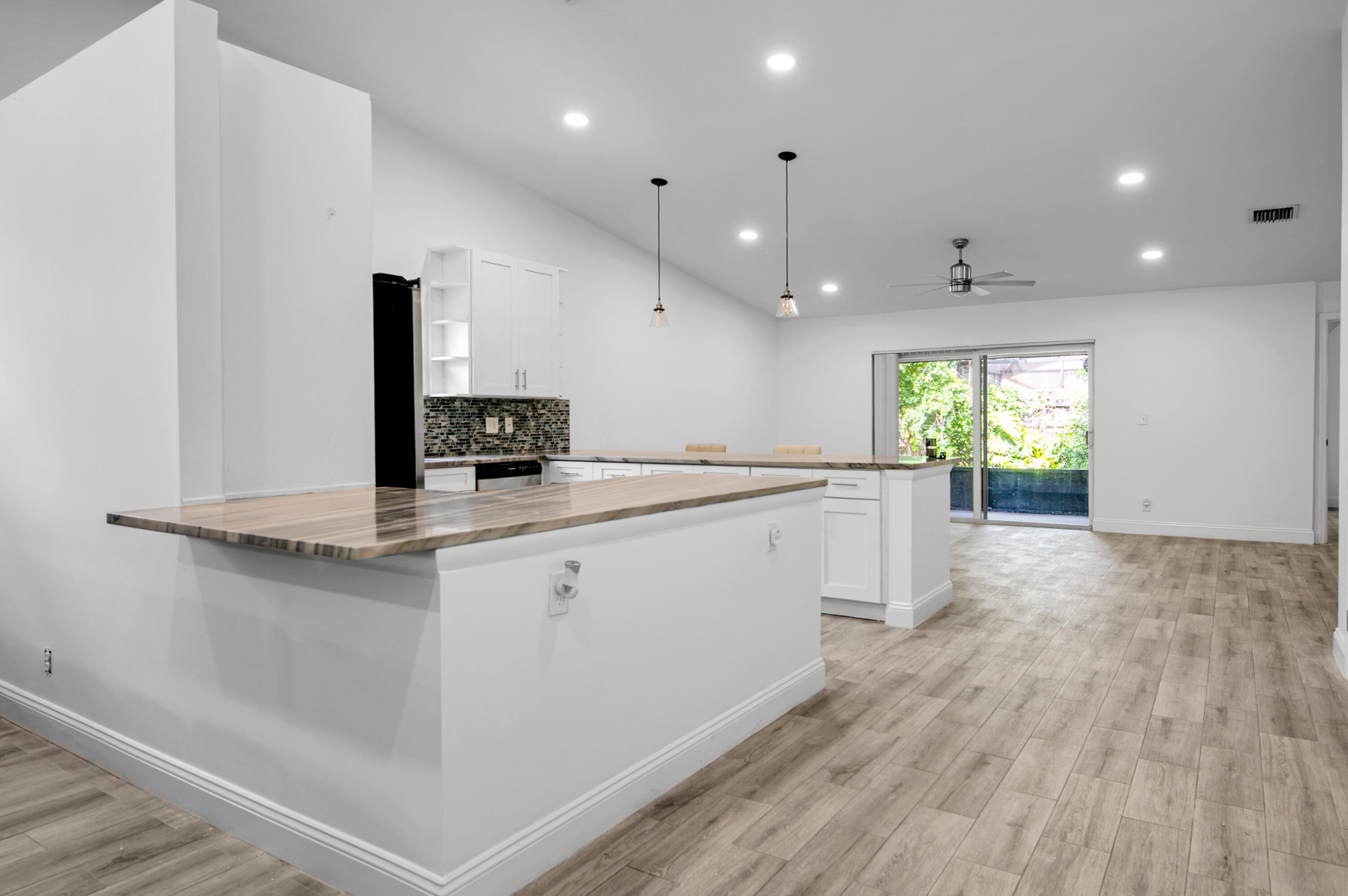 2564 NW 95th Terrace