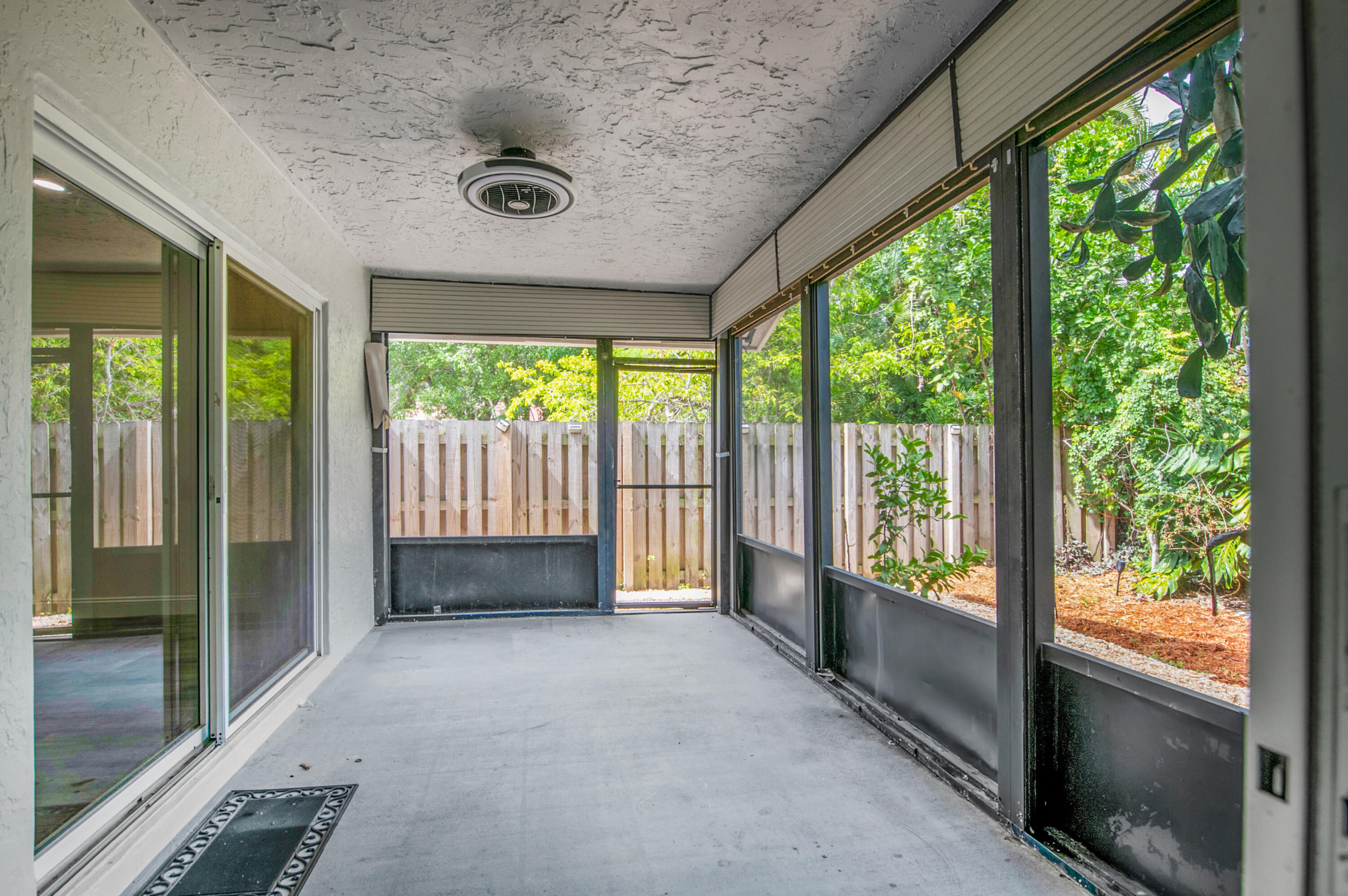 2564 NW 95th Terrace