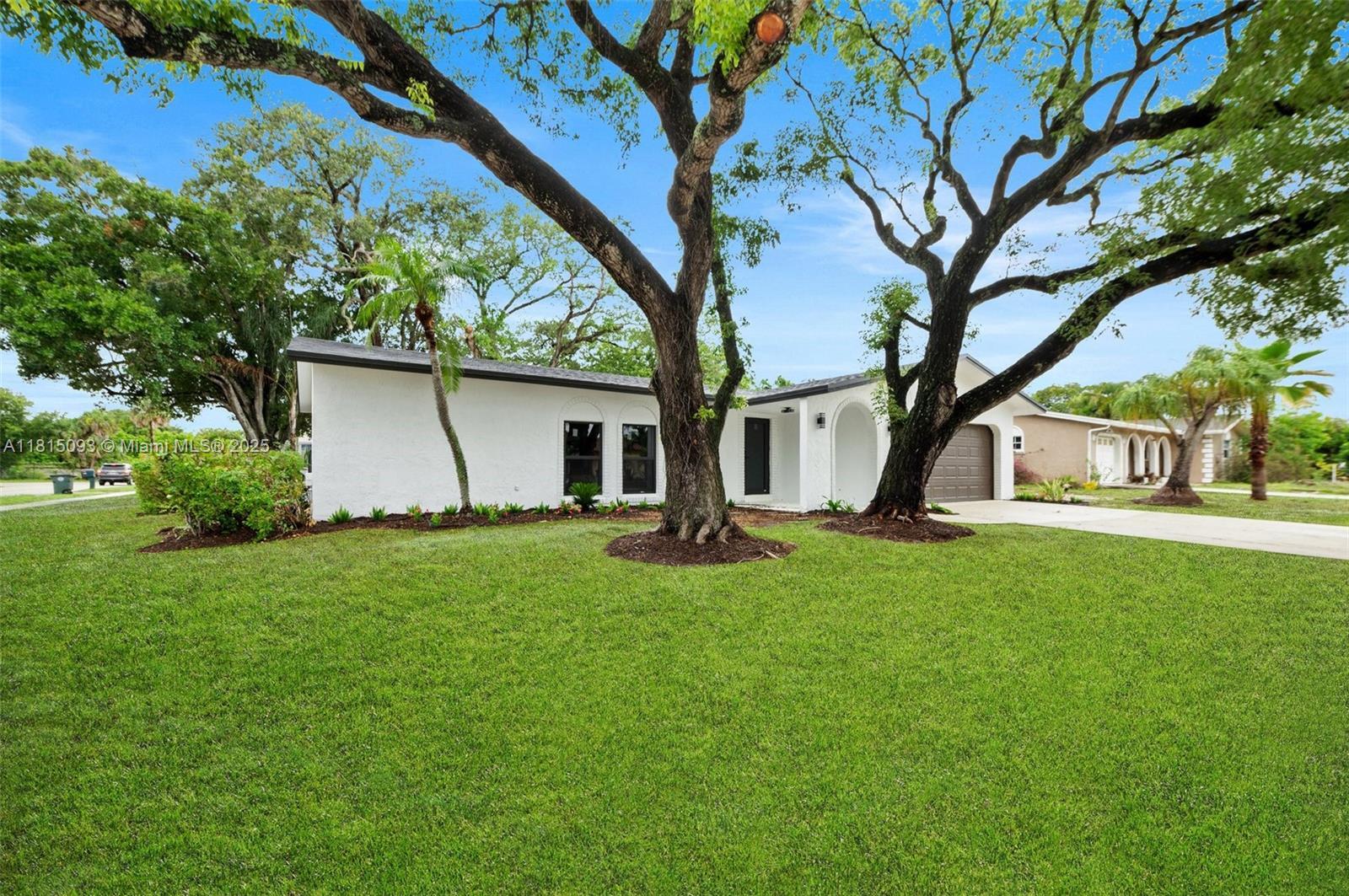 679 SW 17th Court