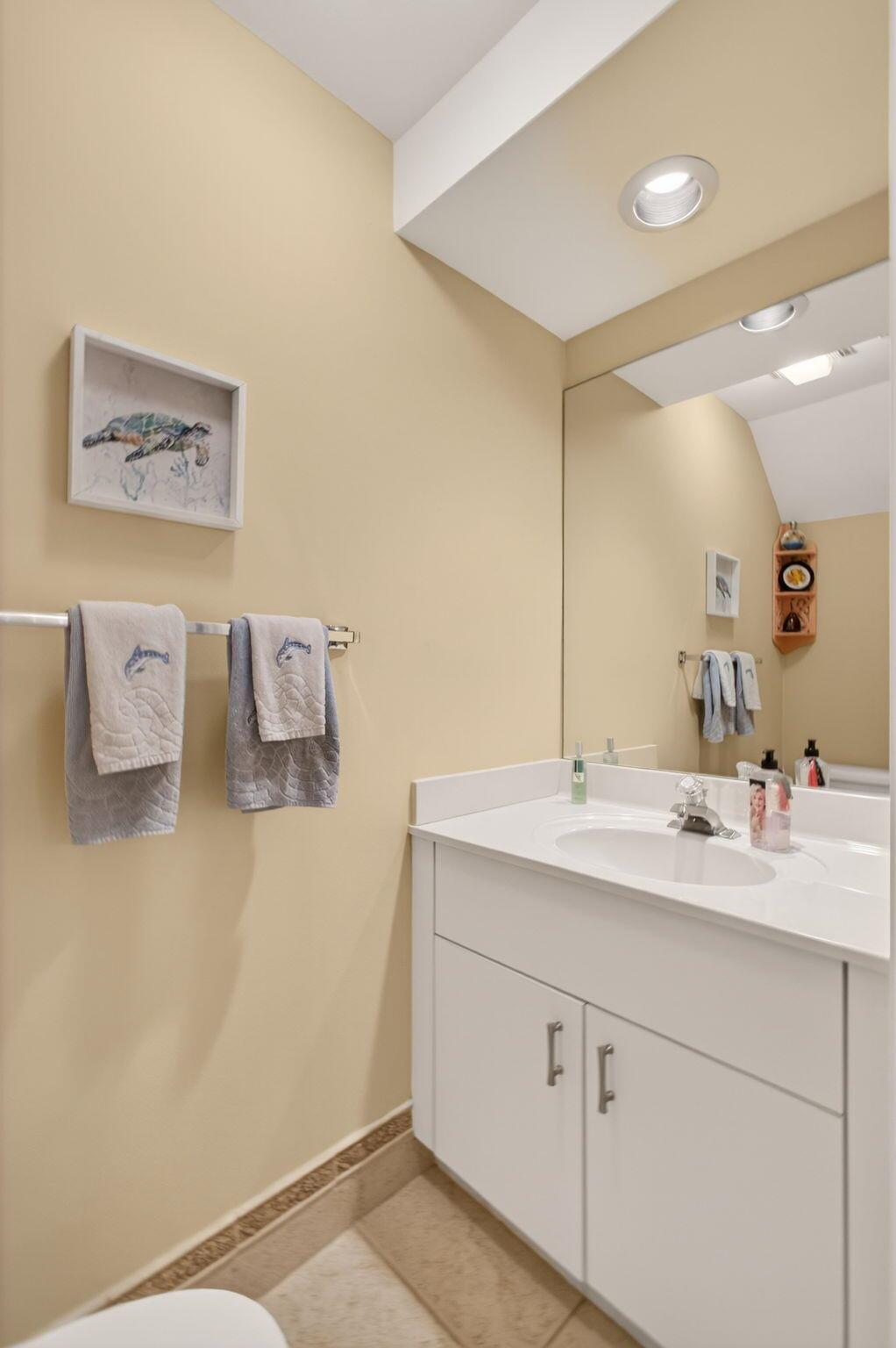 1126 Ocean Dunes Circle