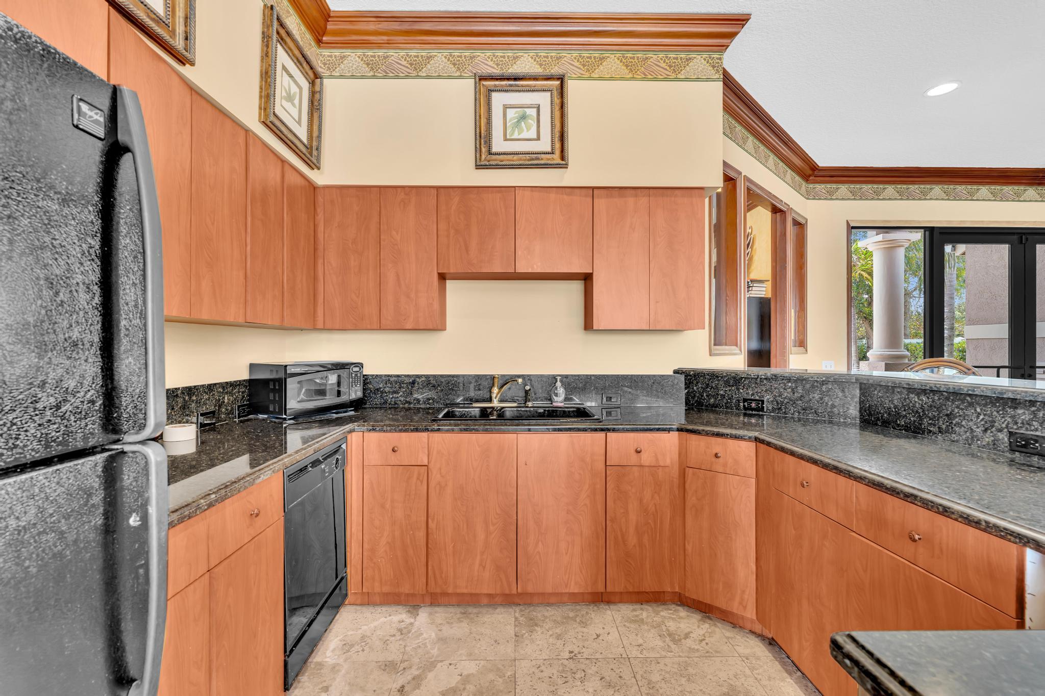 5011 Wiles Road 206
