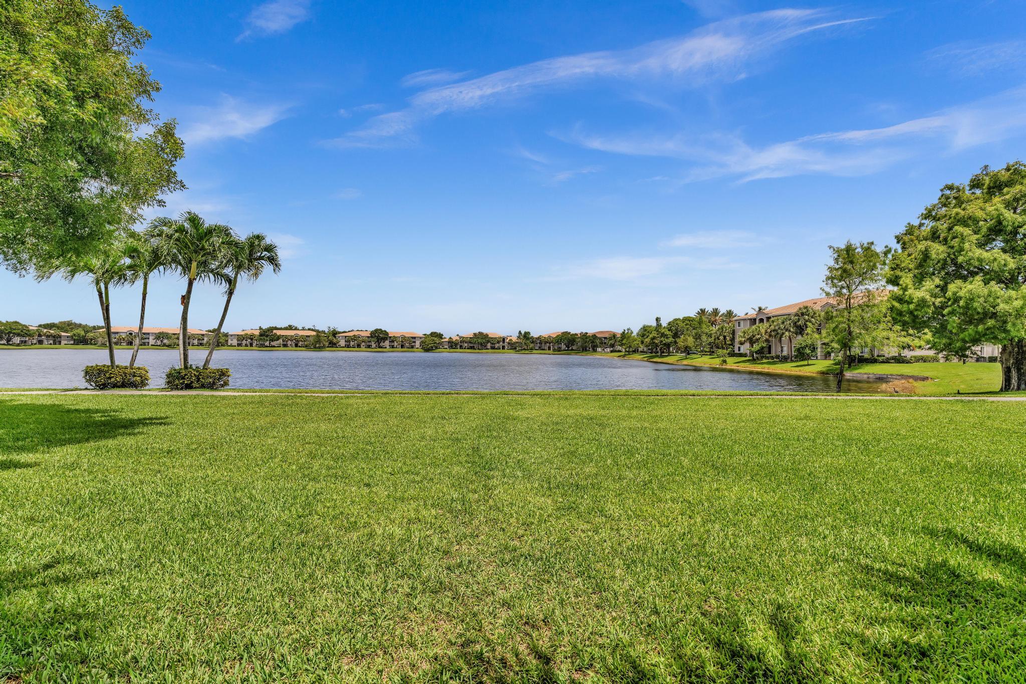 5011 Wiles Road 206