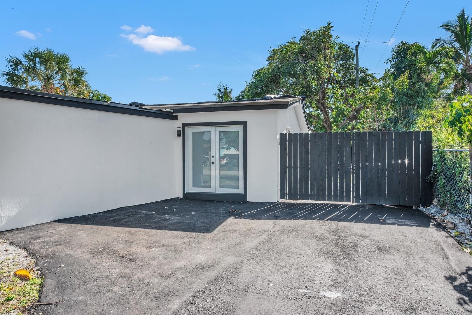 120 NE 57th Court