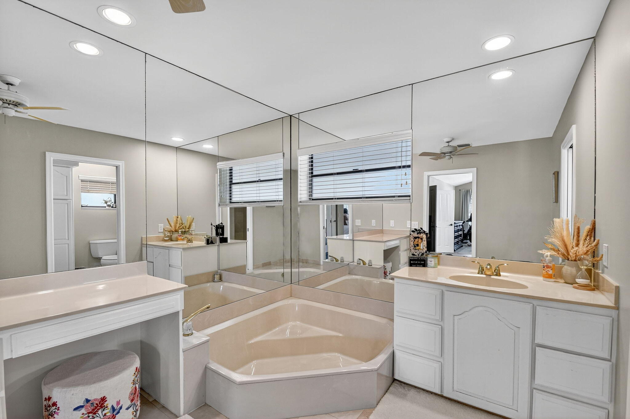 4270 Fox Trace