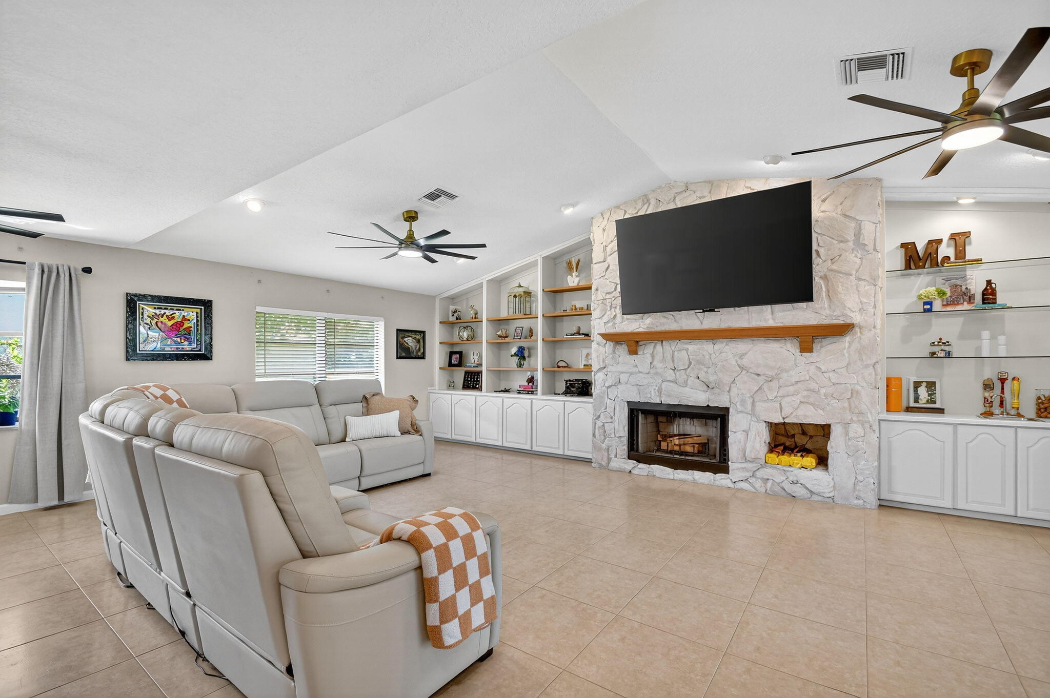 4270 Fox Trace