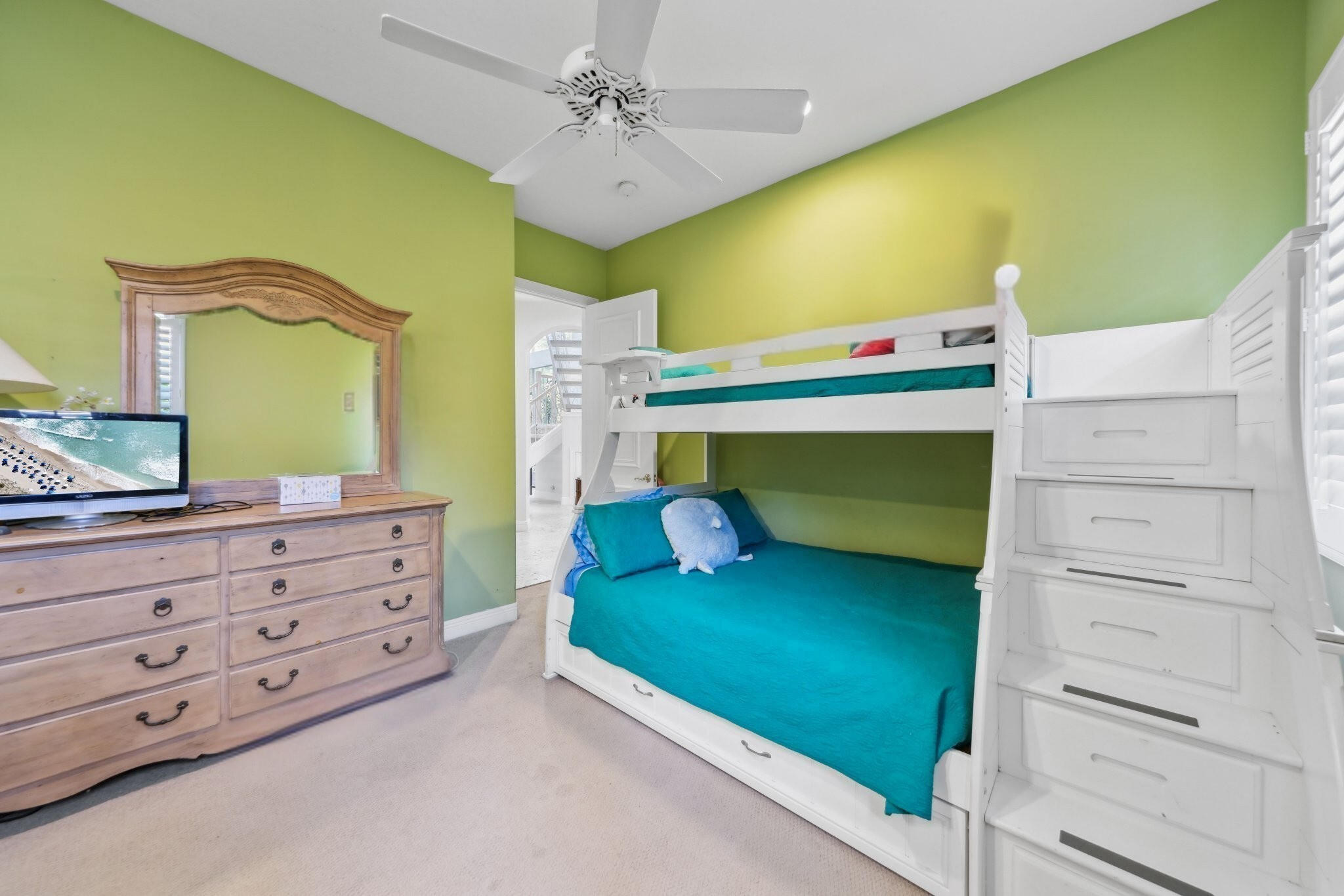 1018 Grand Court