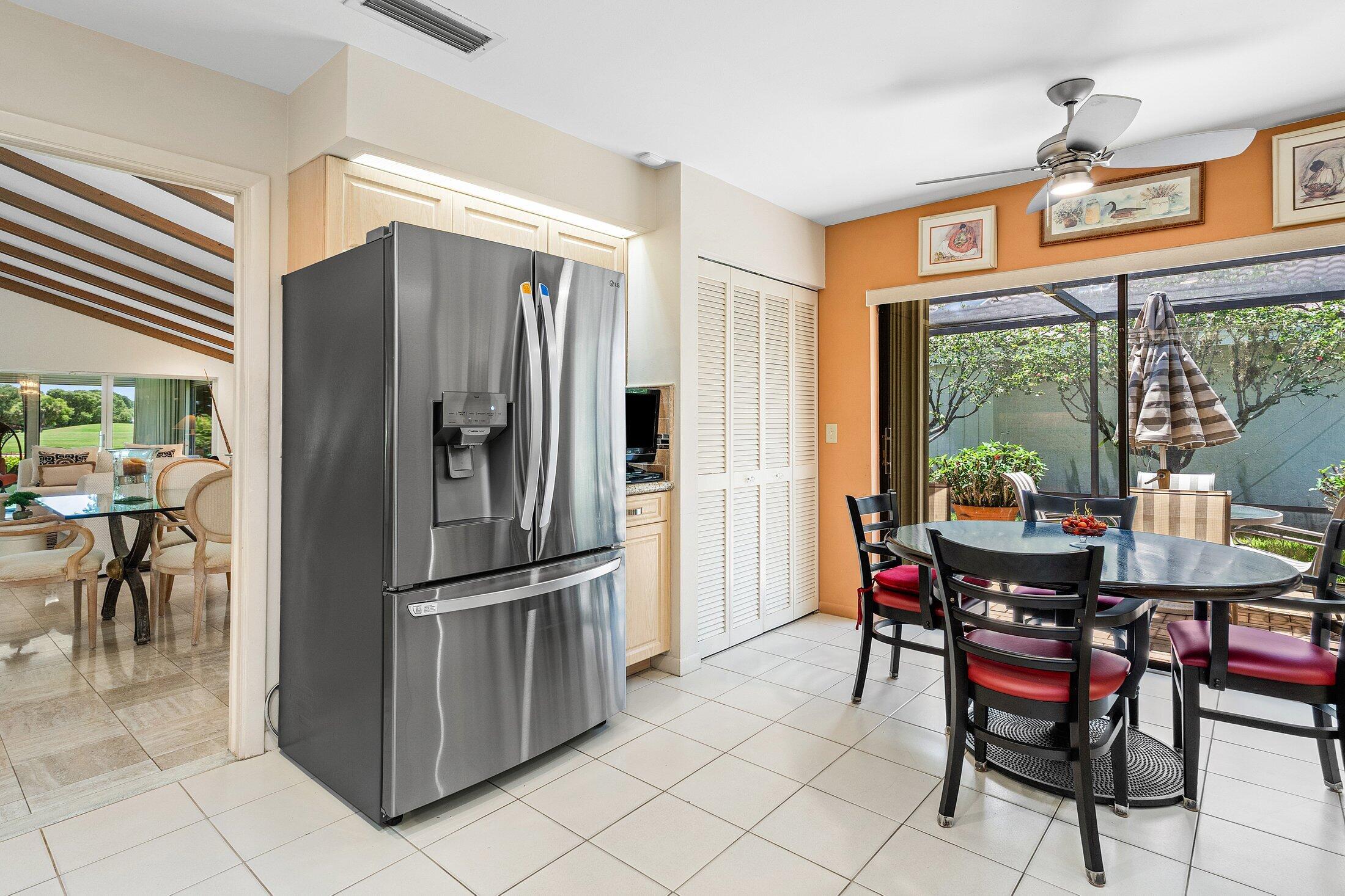 3 Glens Drive E