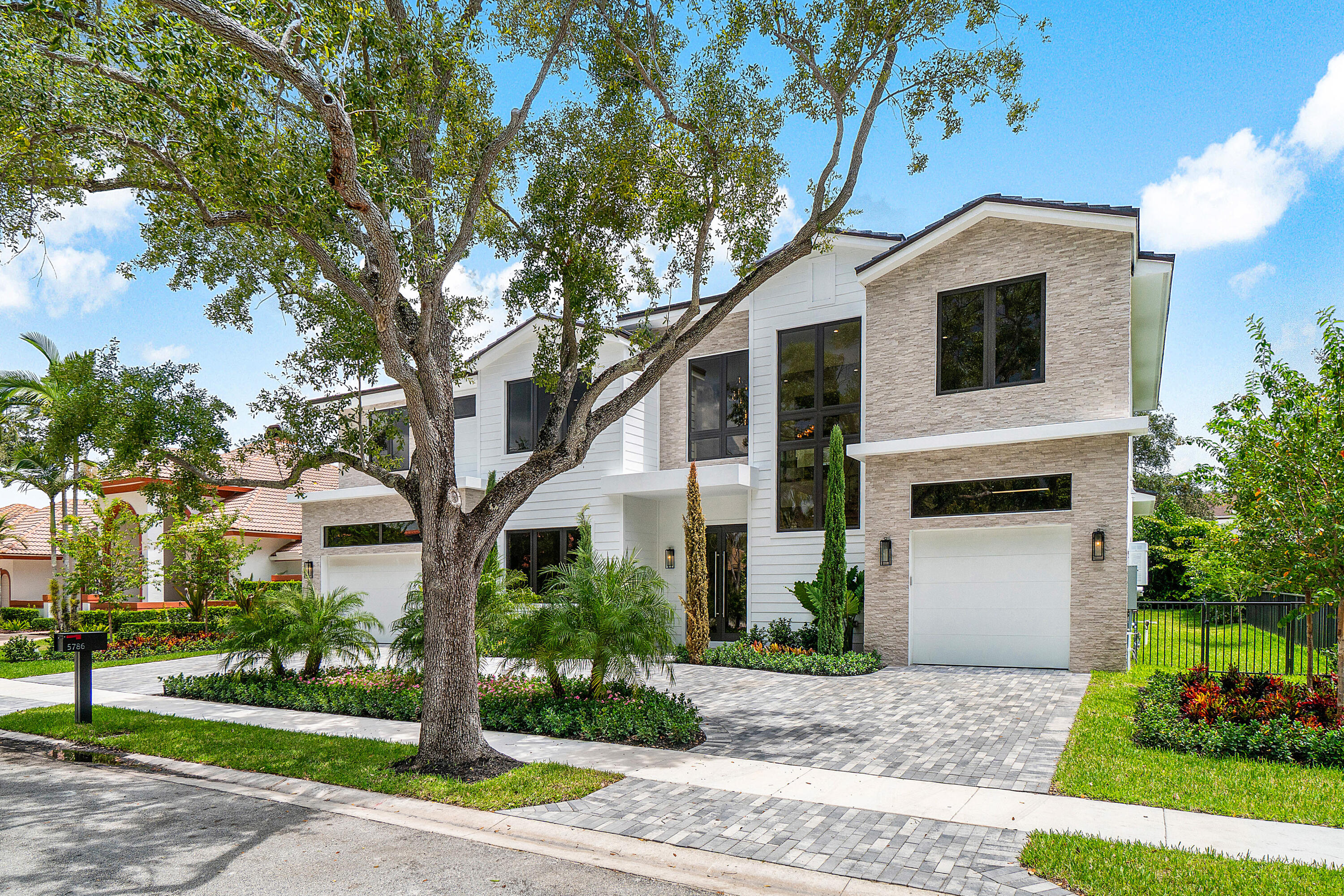 5786 St Annes Way