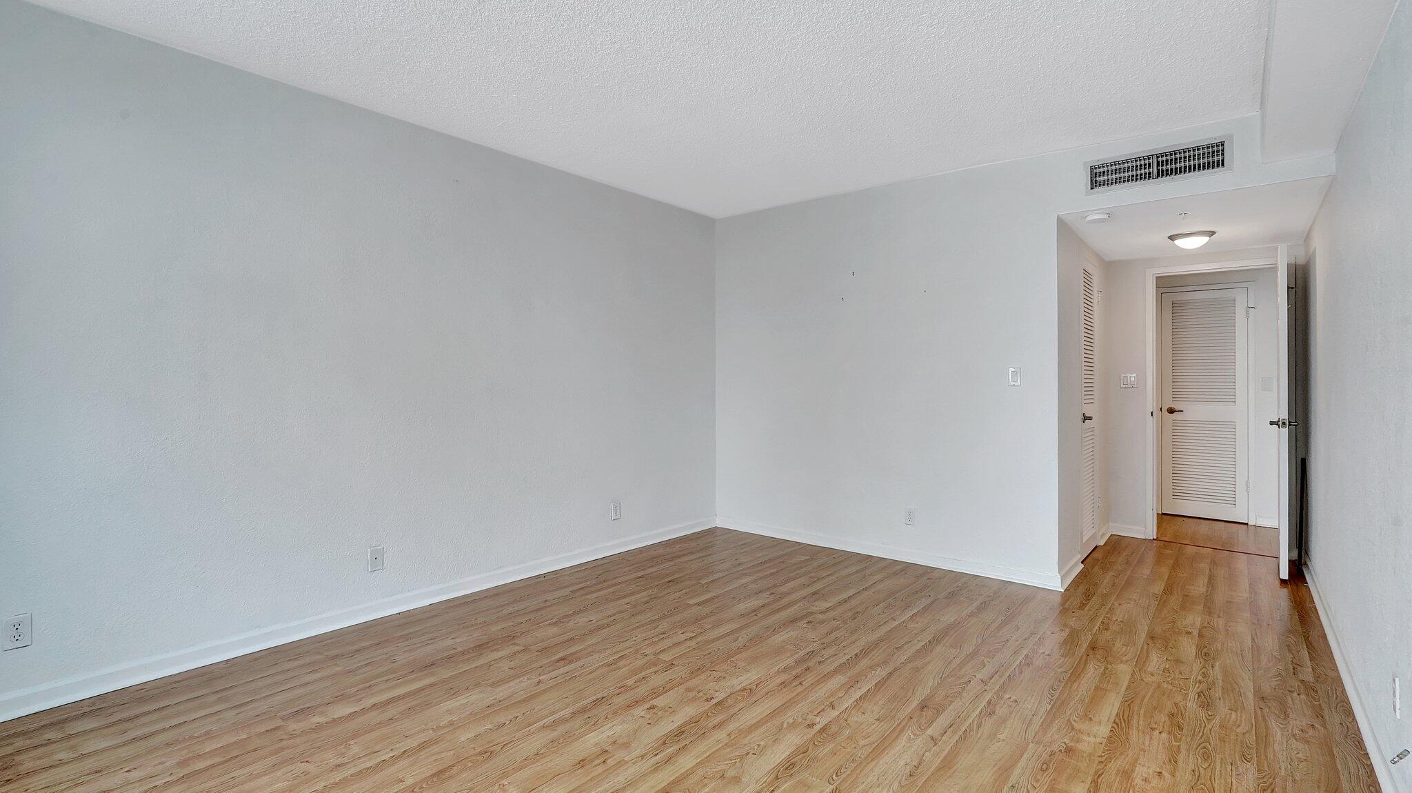 2501 S Ocean Drive 1108