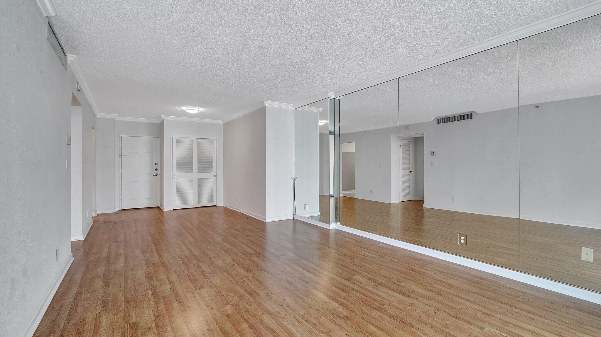 2501 S Ocean Drive 1108