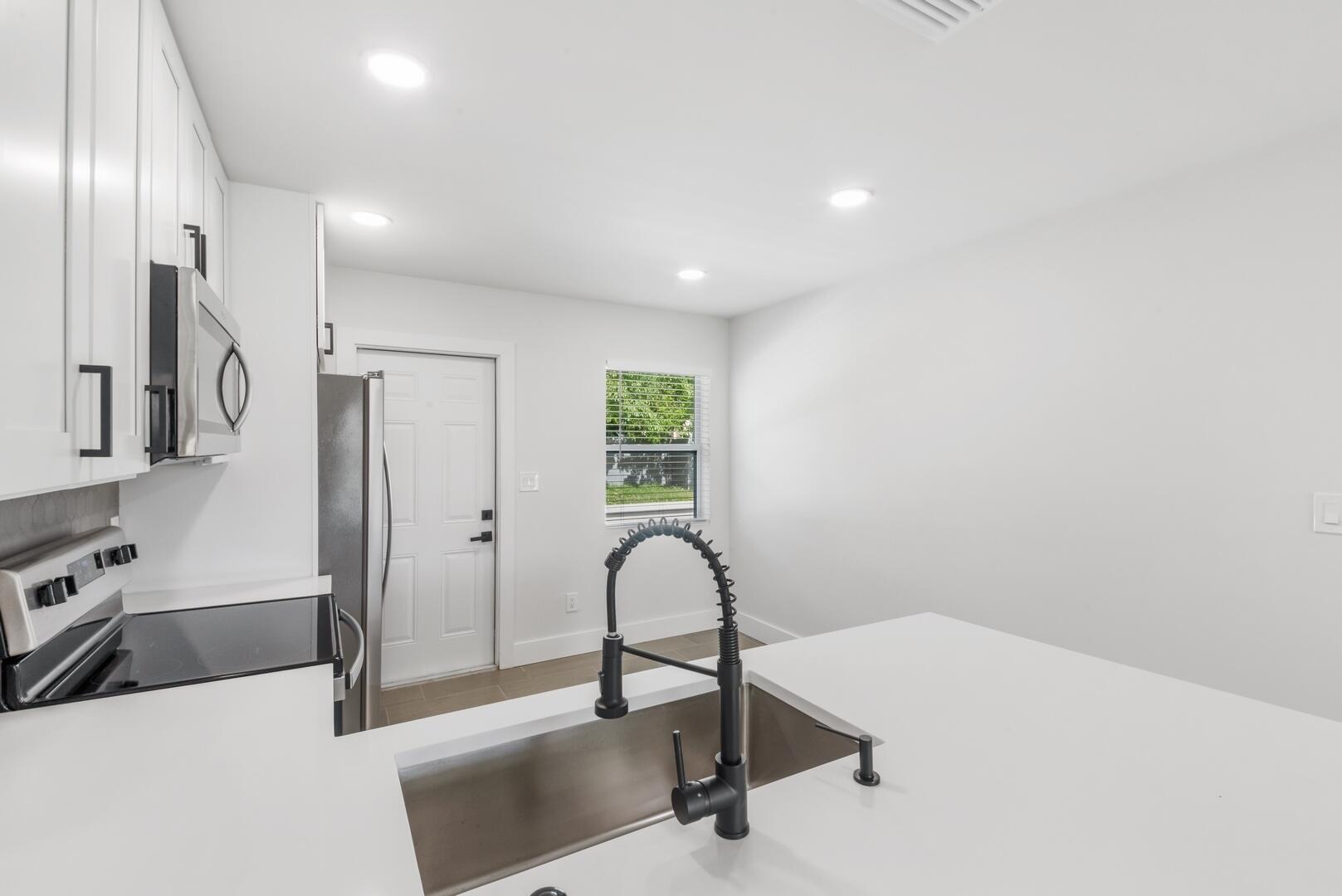 823-825 NW 30th Court 1-2