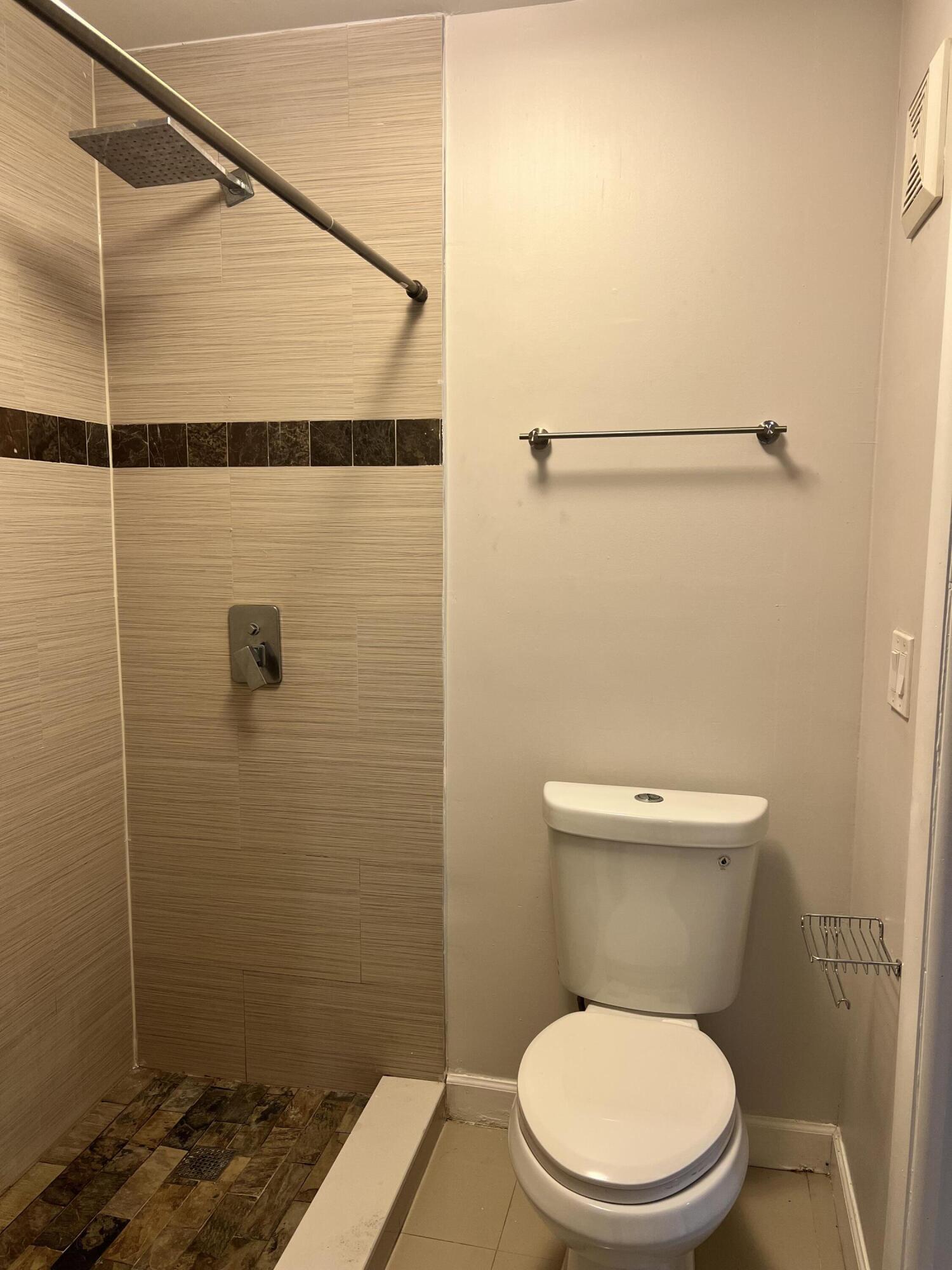 8789 NW 39 Th Street 8789