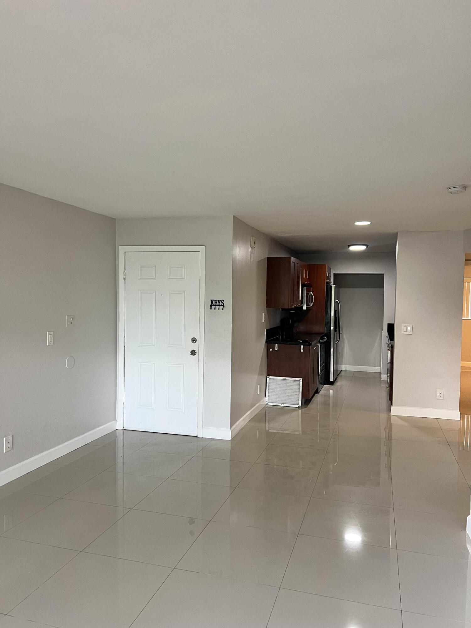 8789 NW 39 Th Street 8789