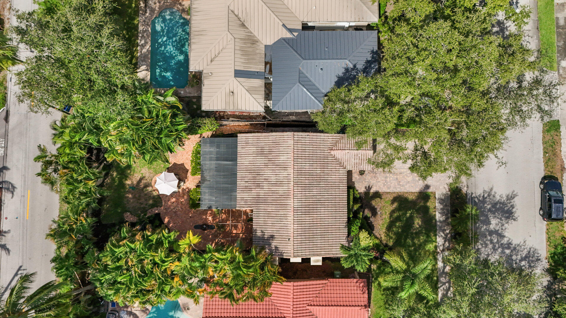 712 SE 11th Court