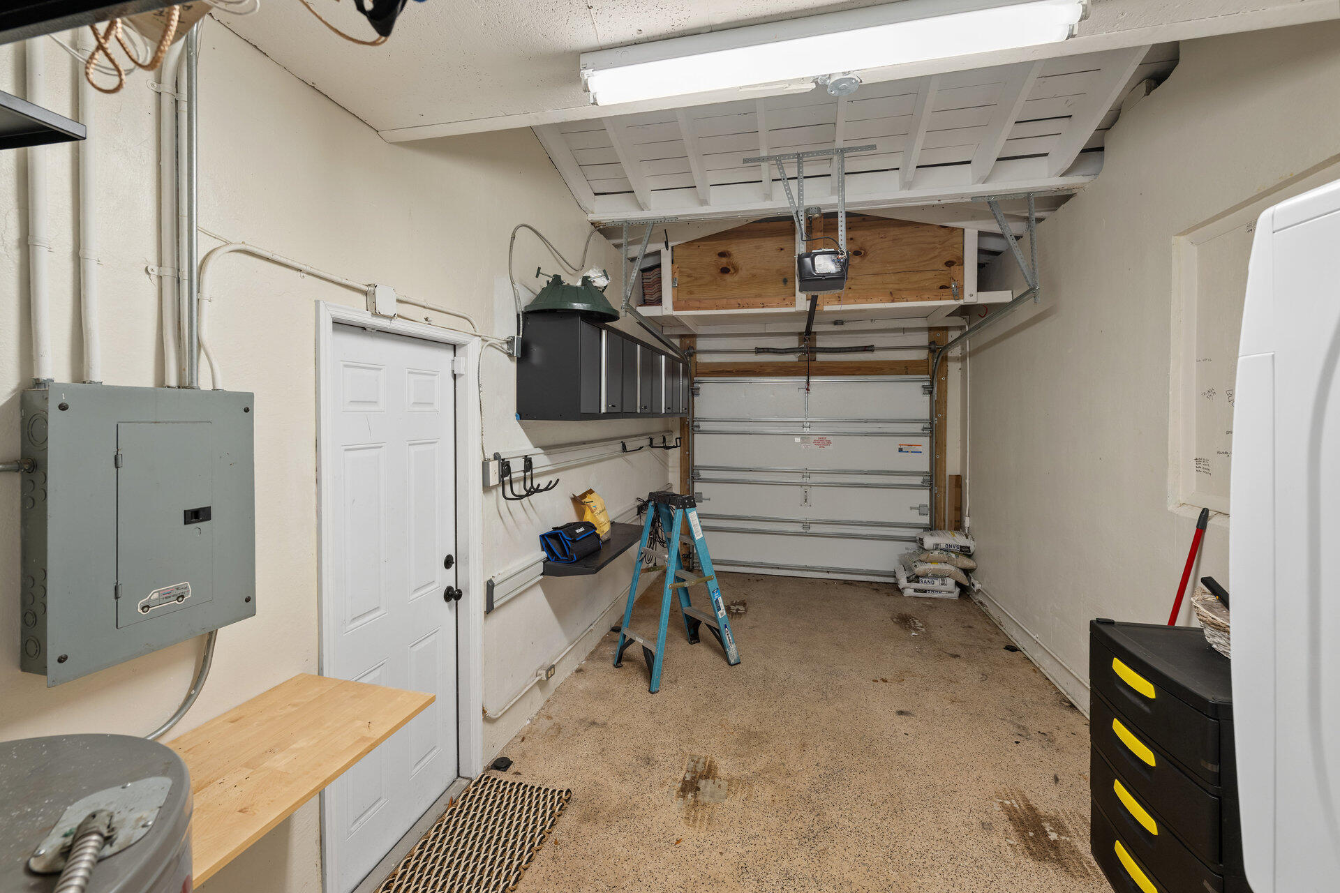 712 SE 11th Court