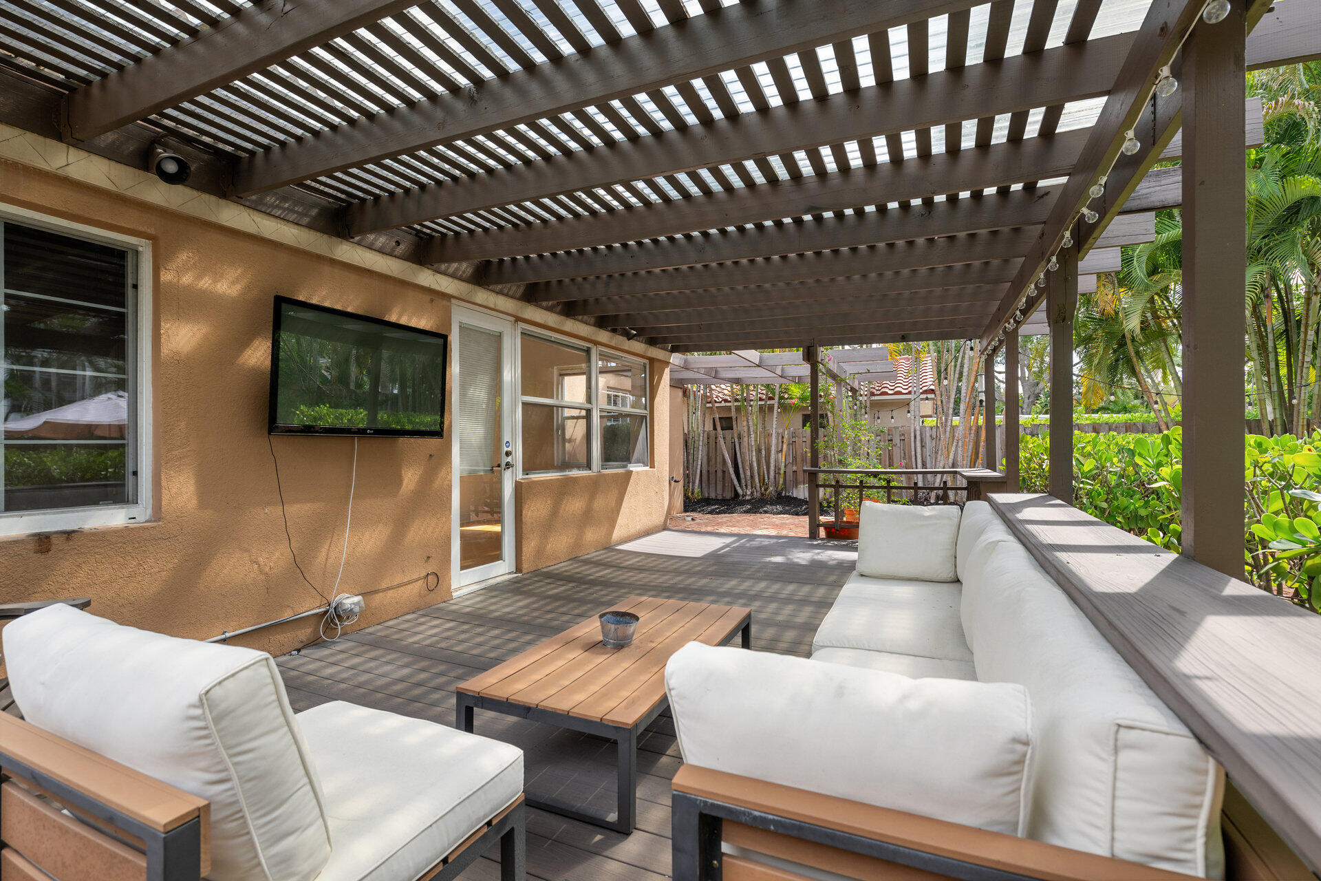 712 SE 11th Court