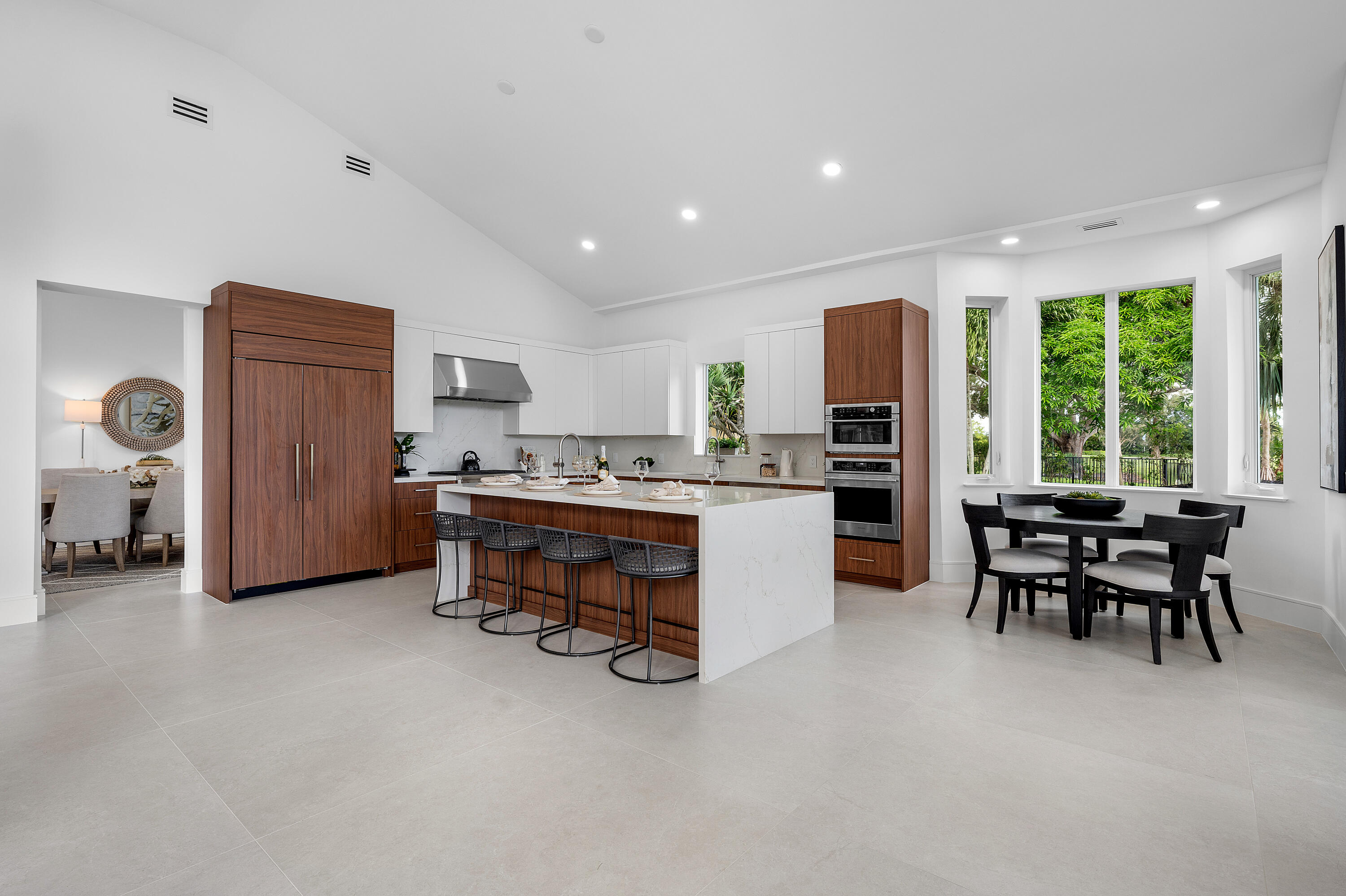 100 Glenbrook Court
