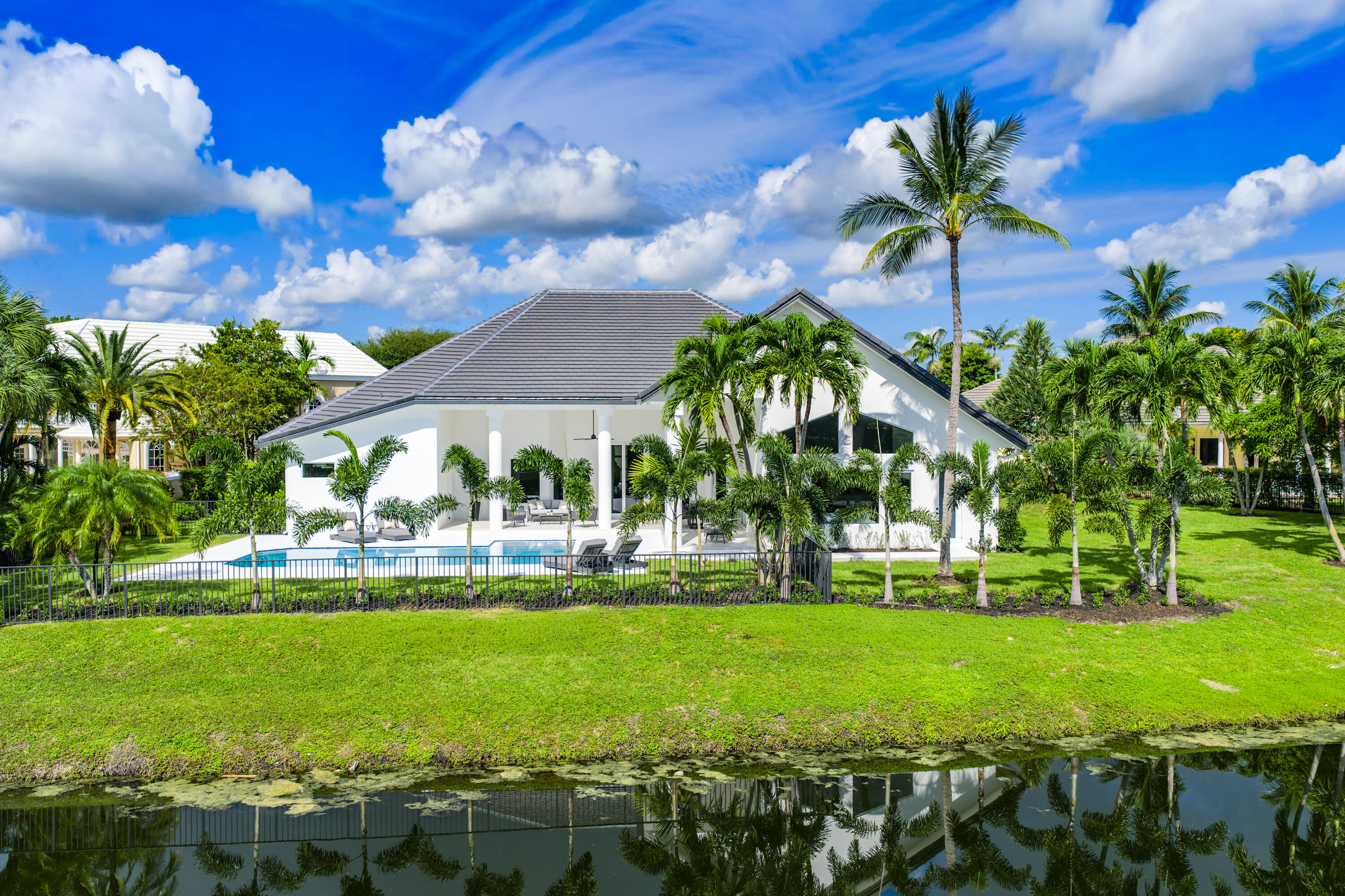 100 Glenbrook Court