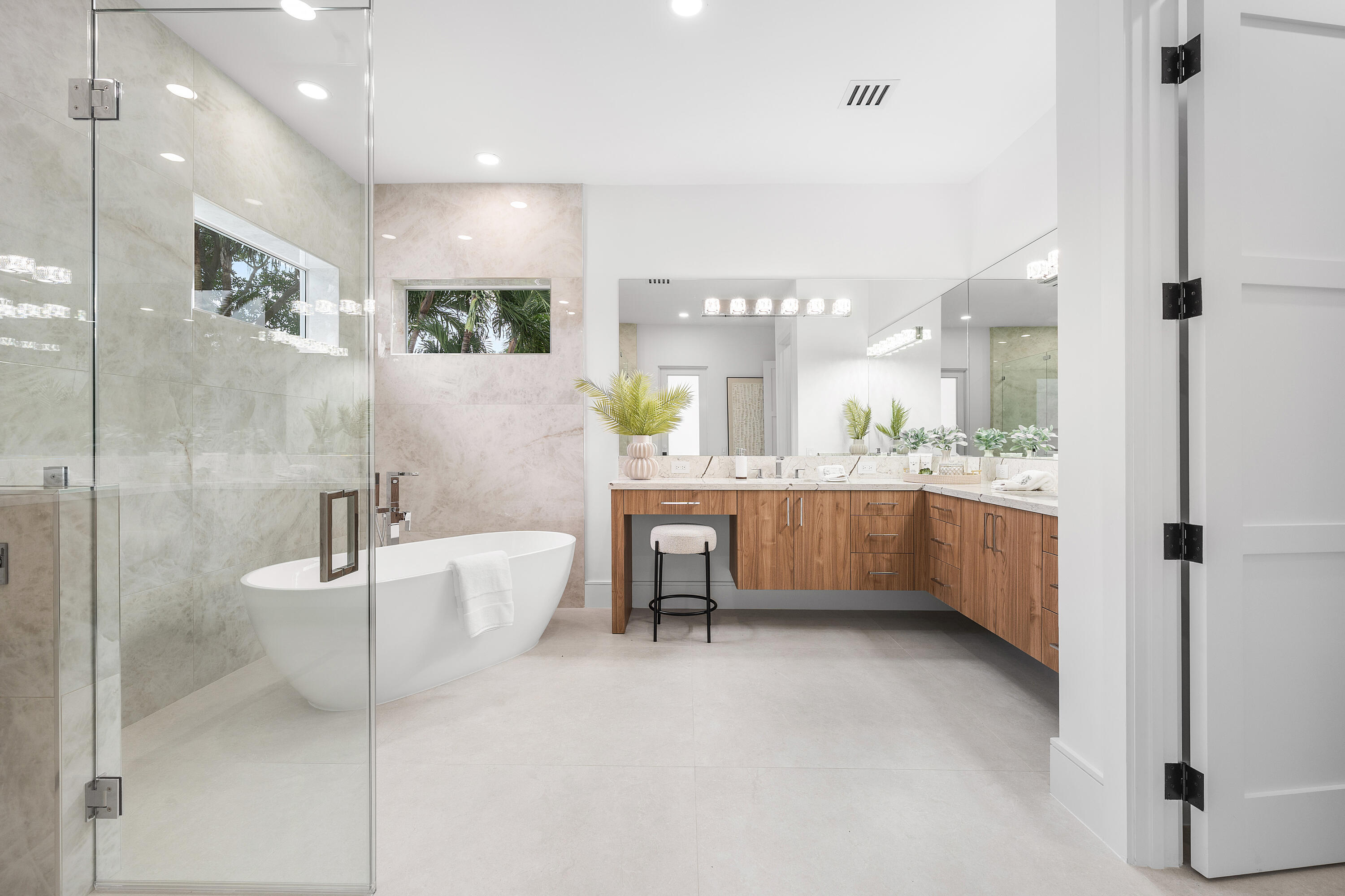 100 Glenbrook Court