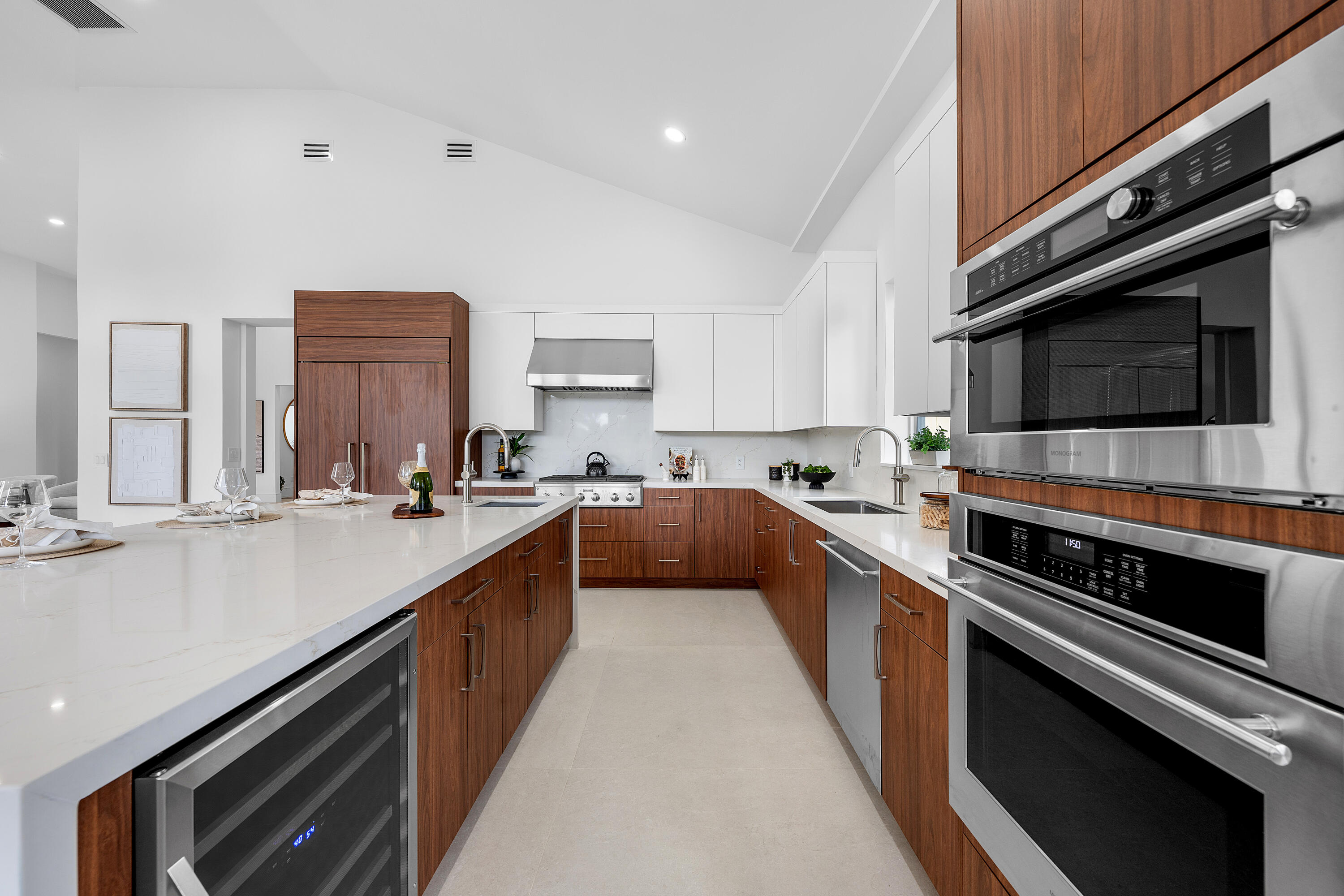 100 Glenbrook Court