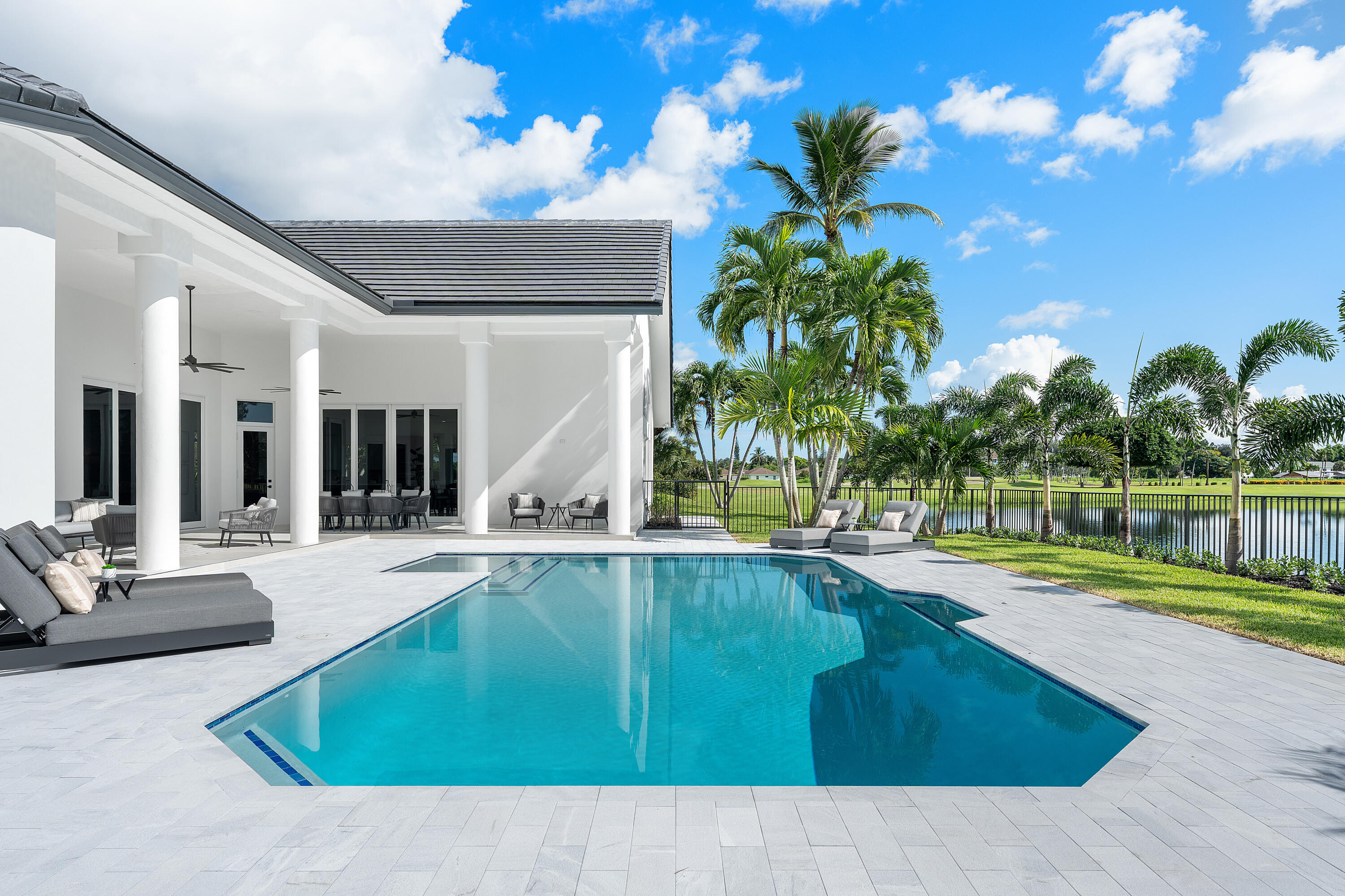 100 Glenbrook Court