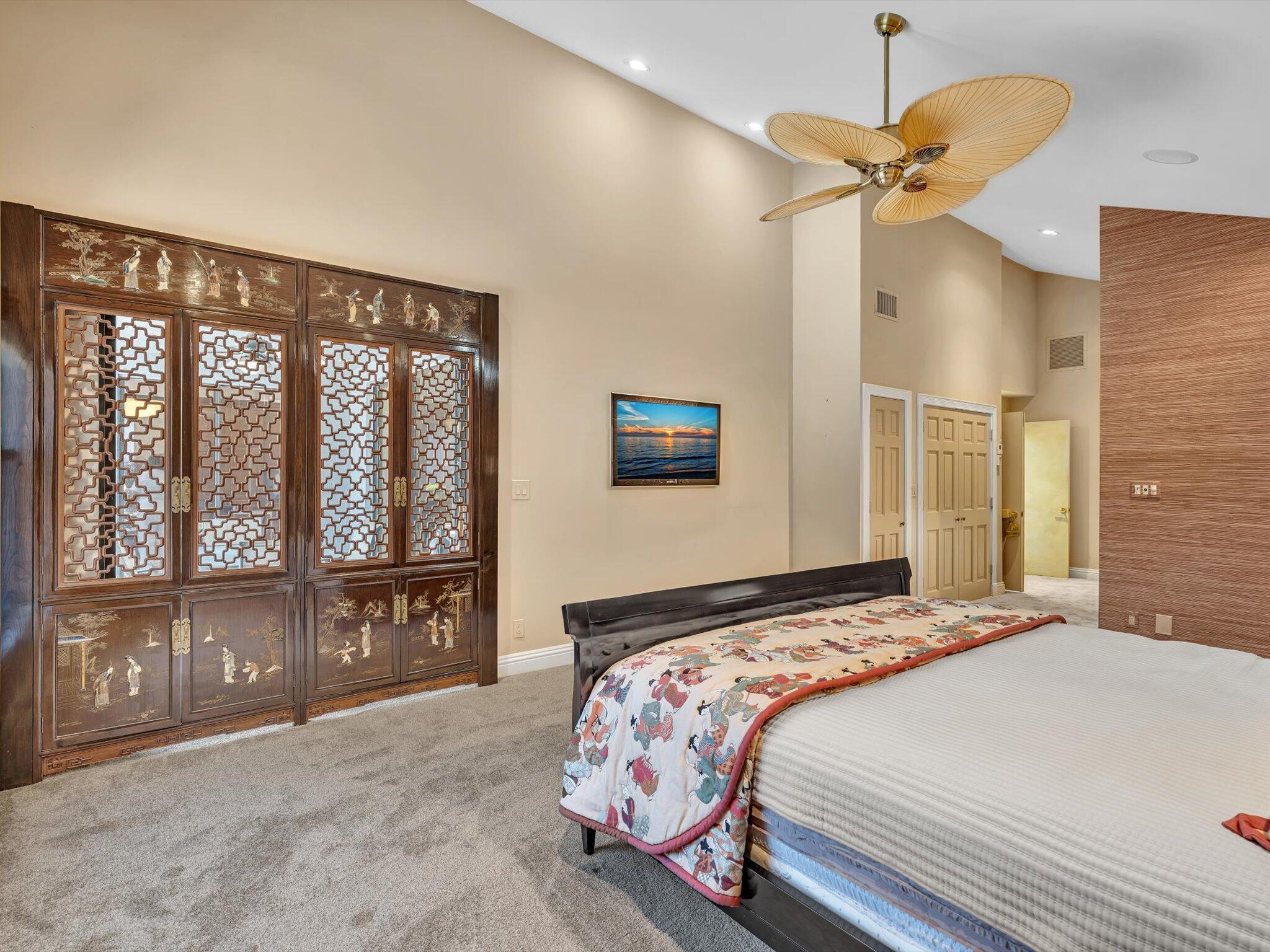 10122 Spyglass Way