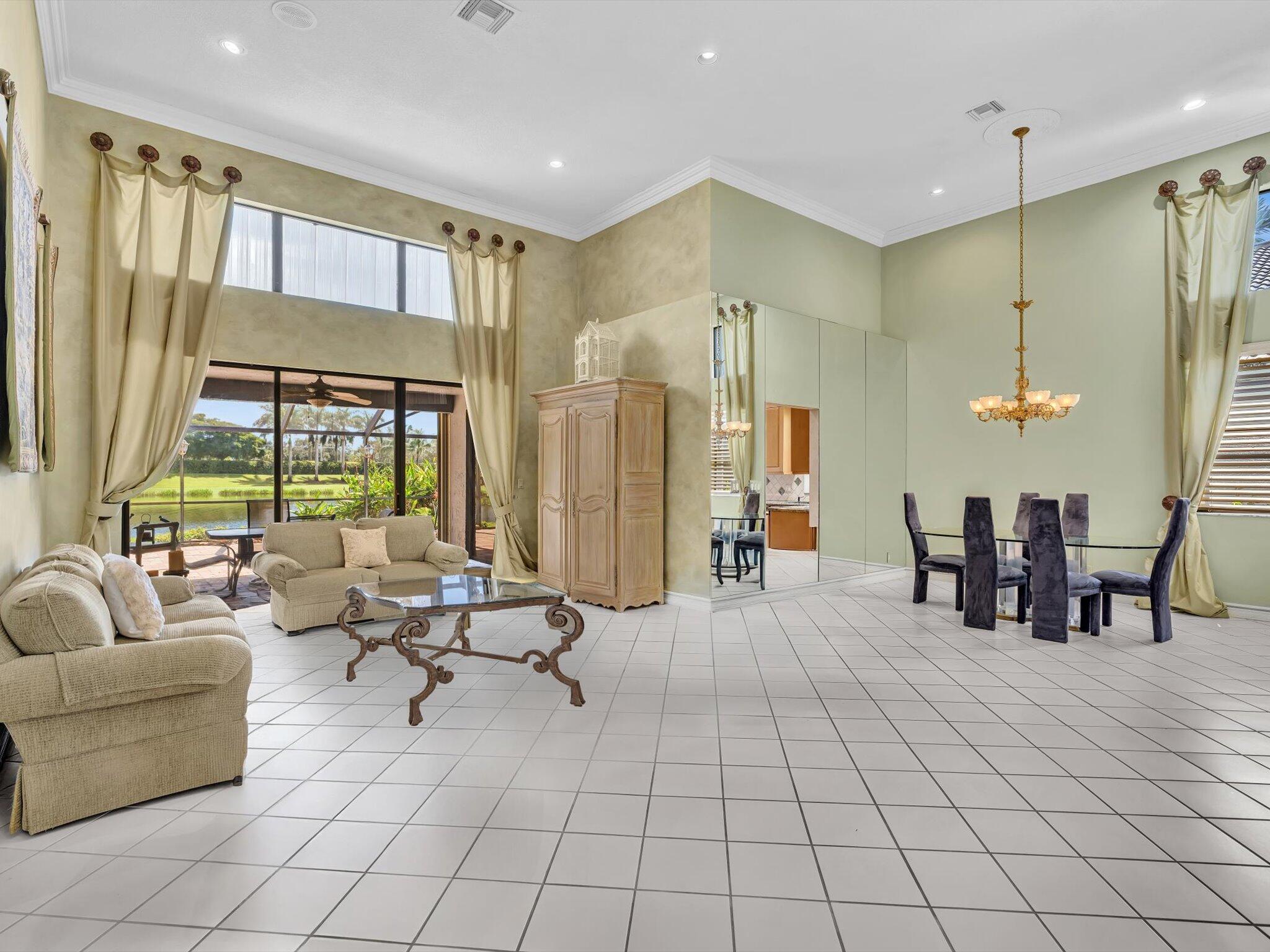 10122 Spyglass Way