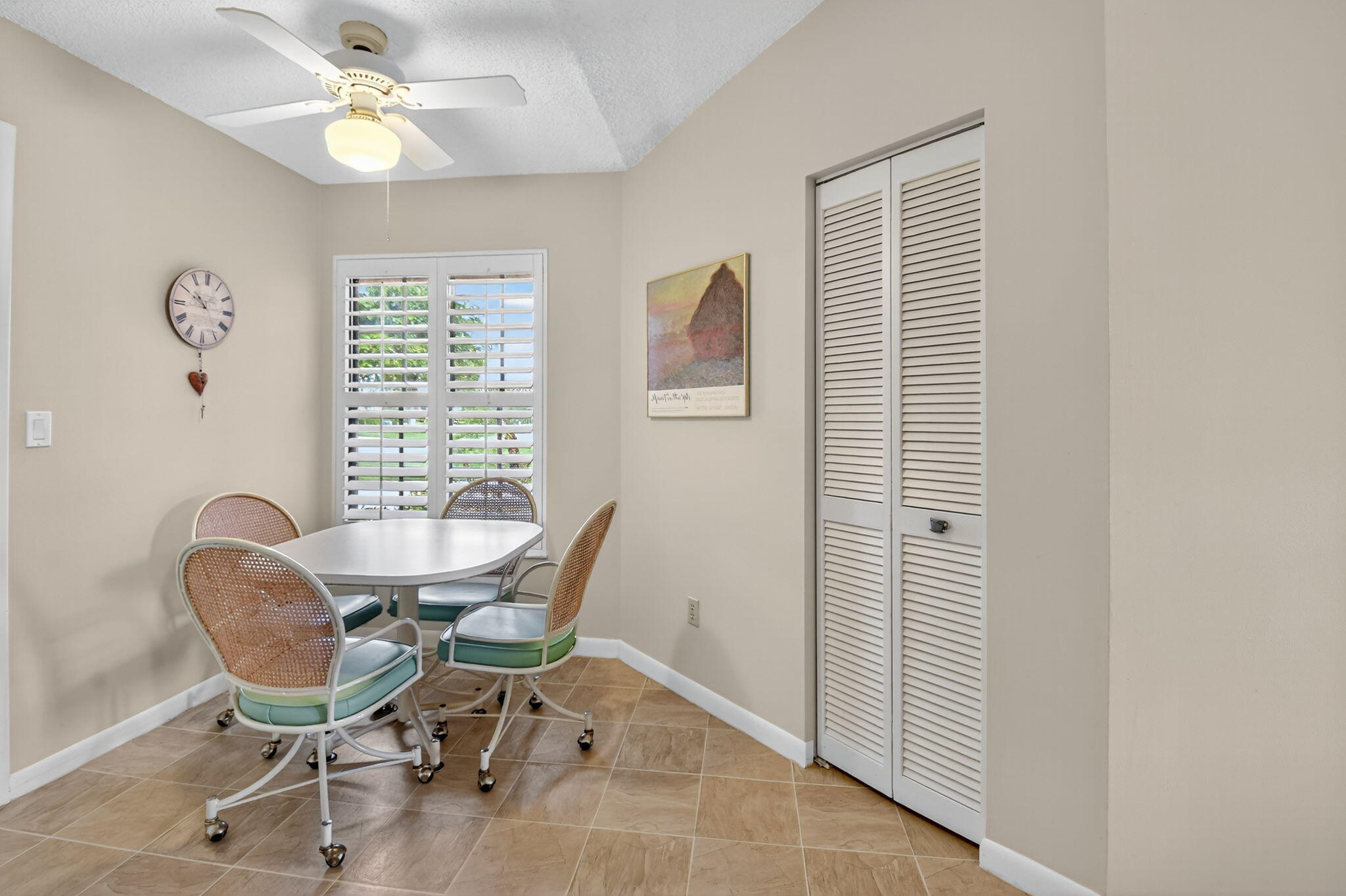 7186 Sweetbay Court