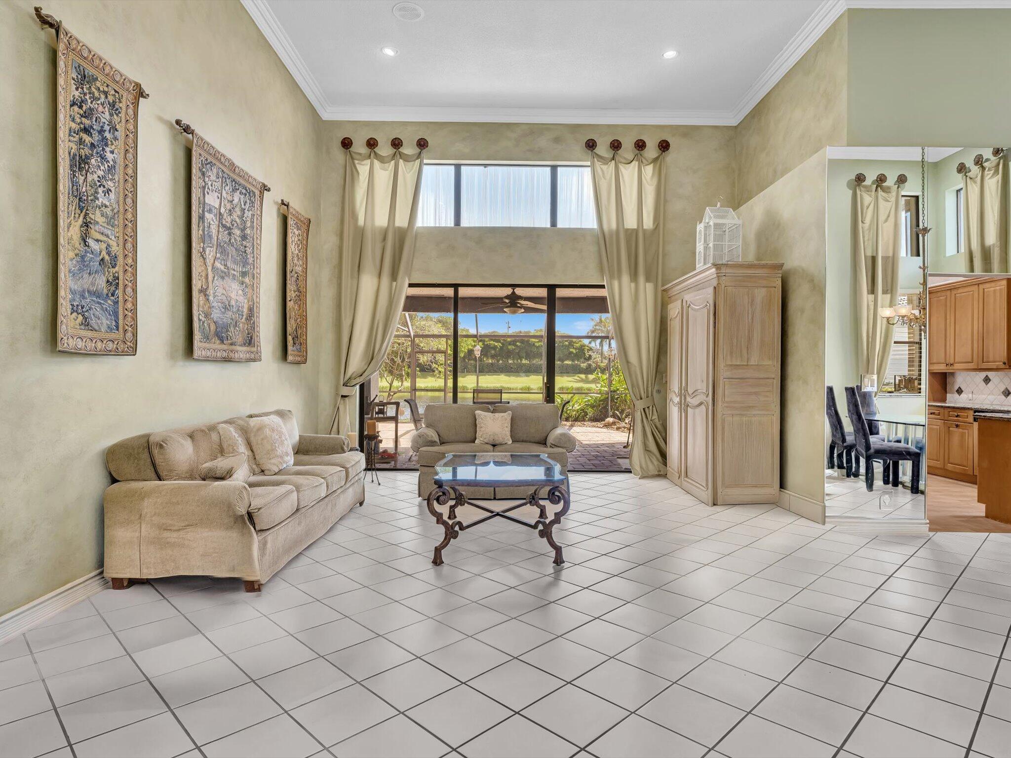 10122 Spyglass Way