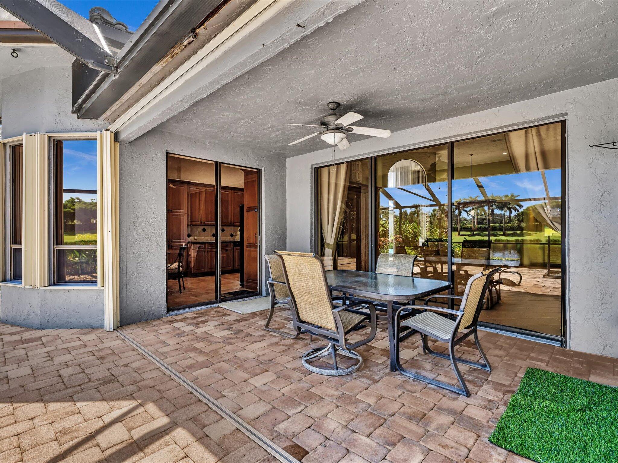 10122 Spyglass Way