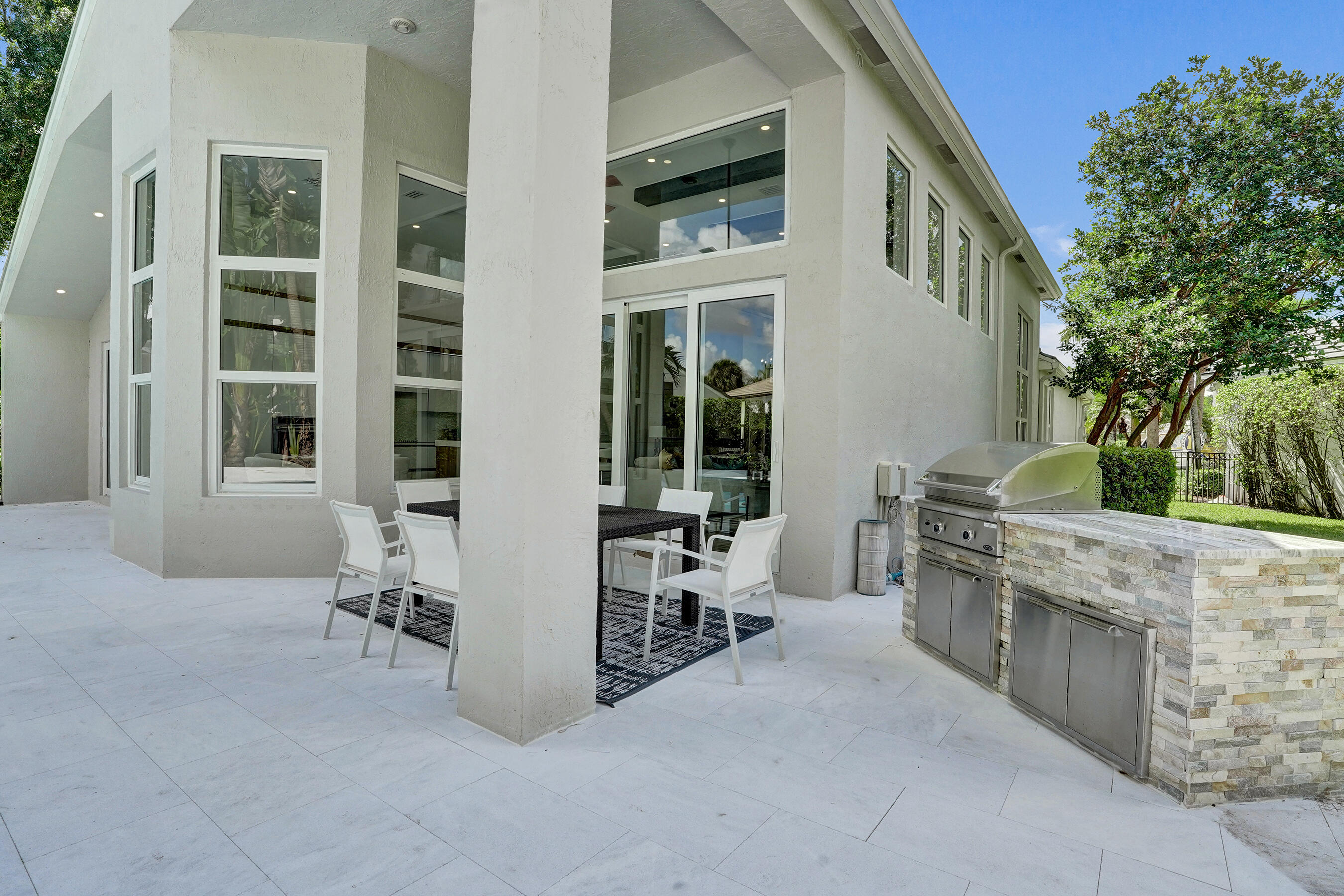 3331 NW 53 Circle