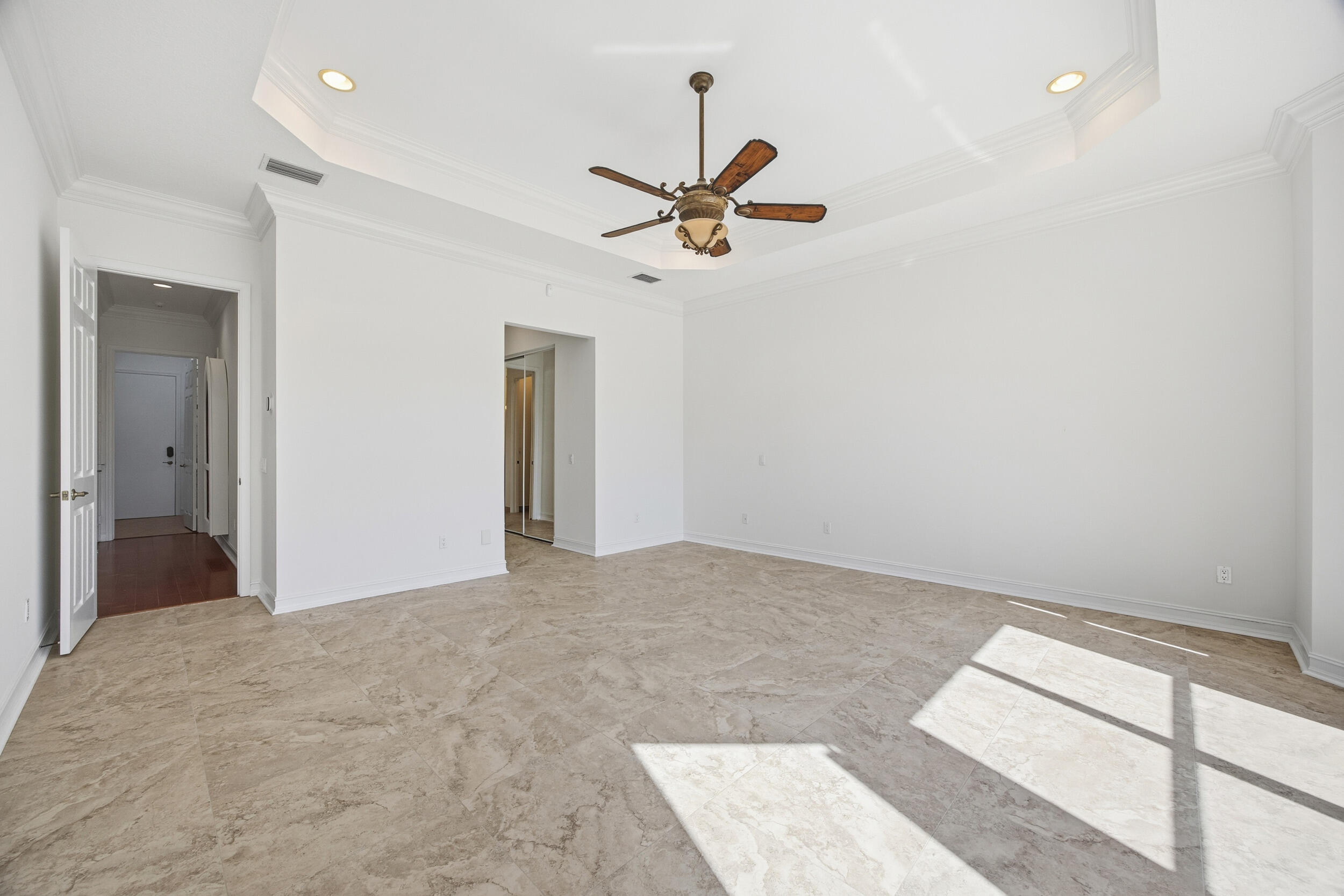 7071 Corning Circle