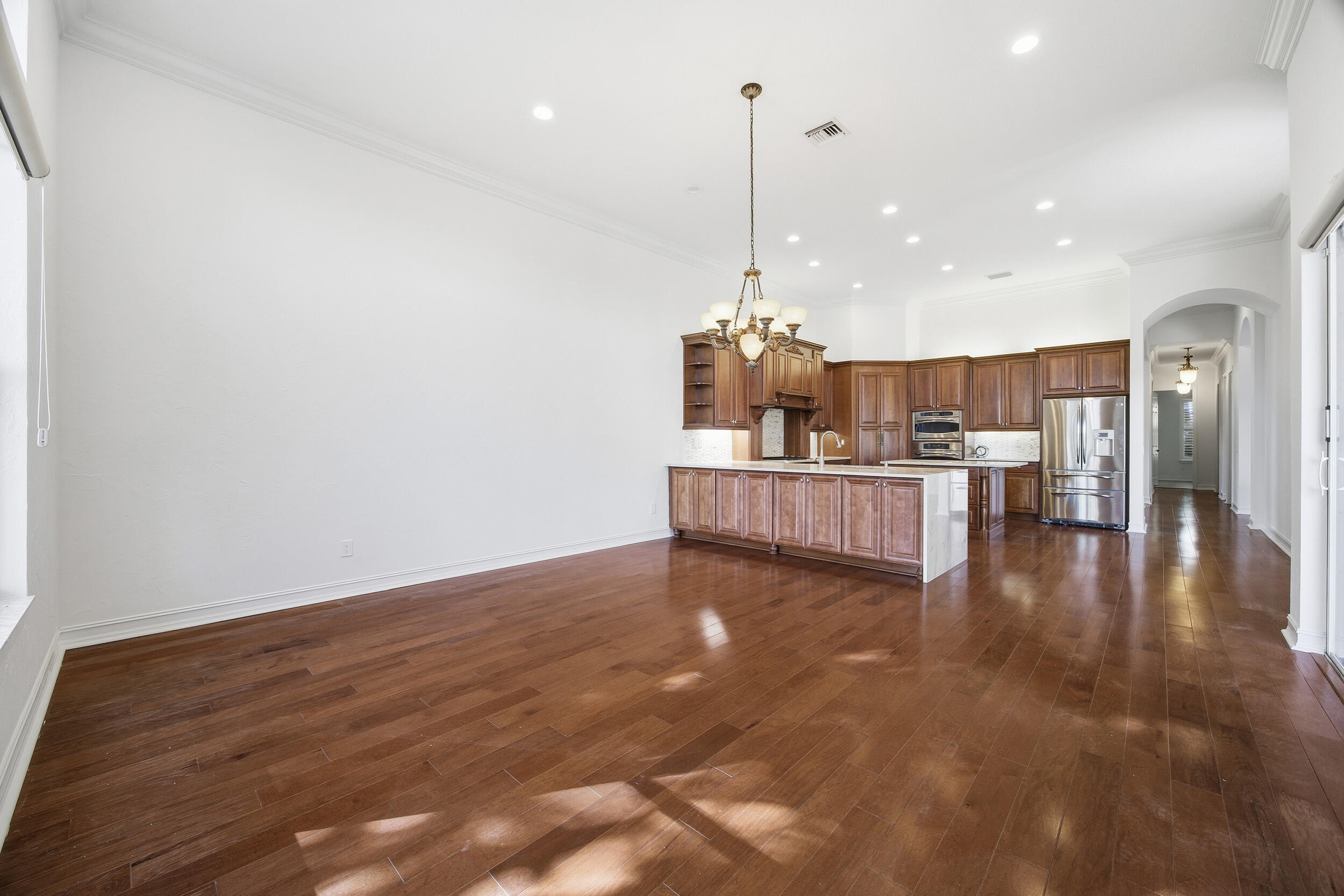 7071 Corning Circle