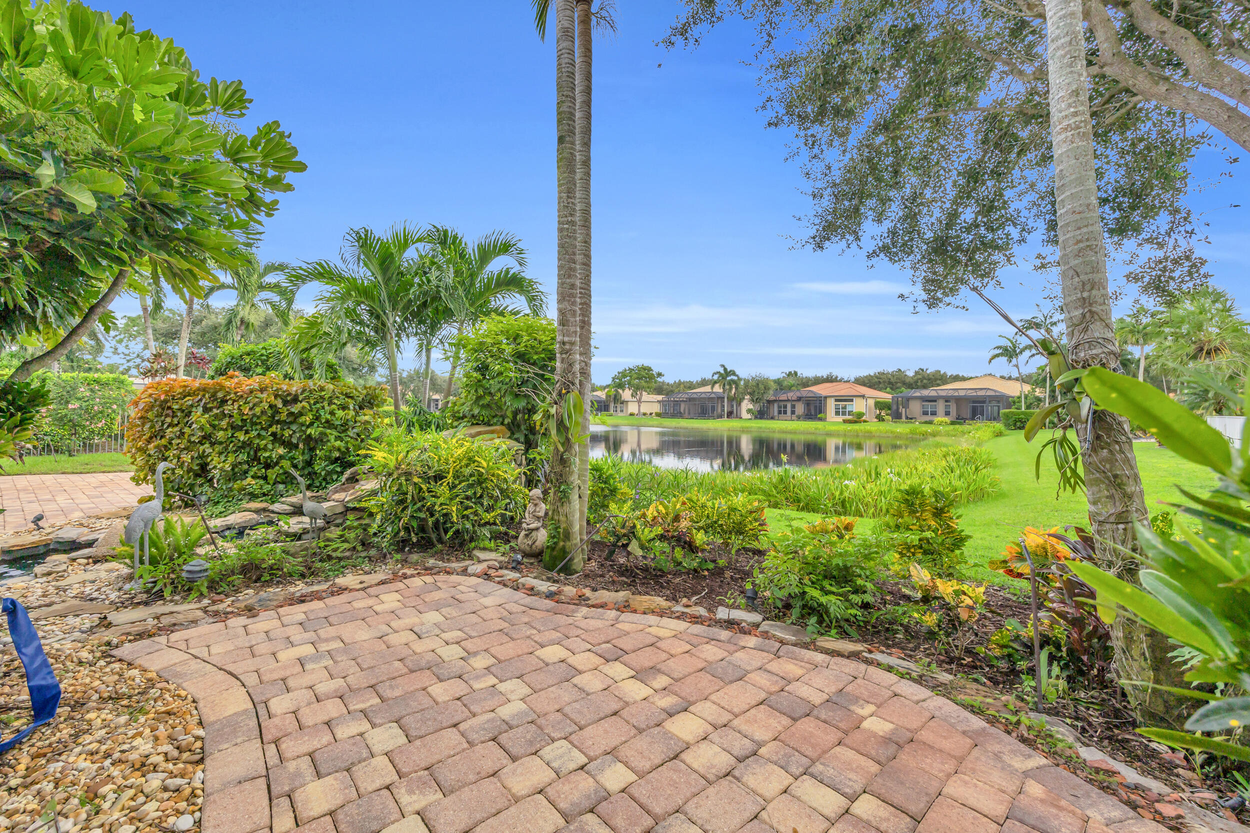 7071 Corning Circle