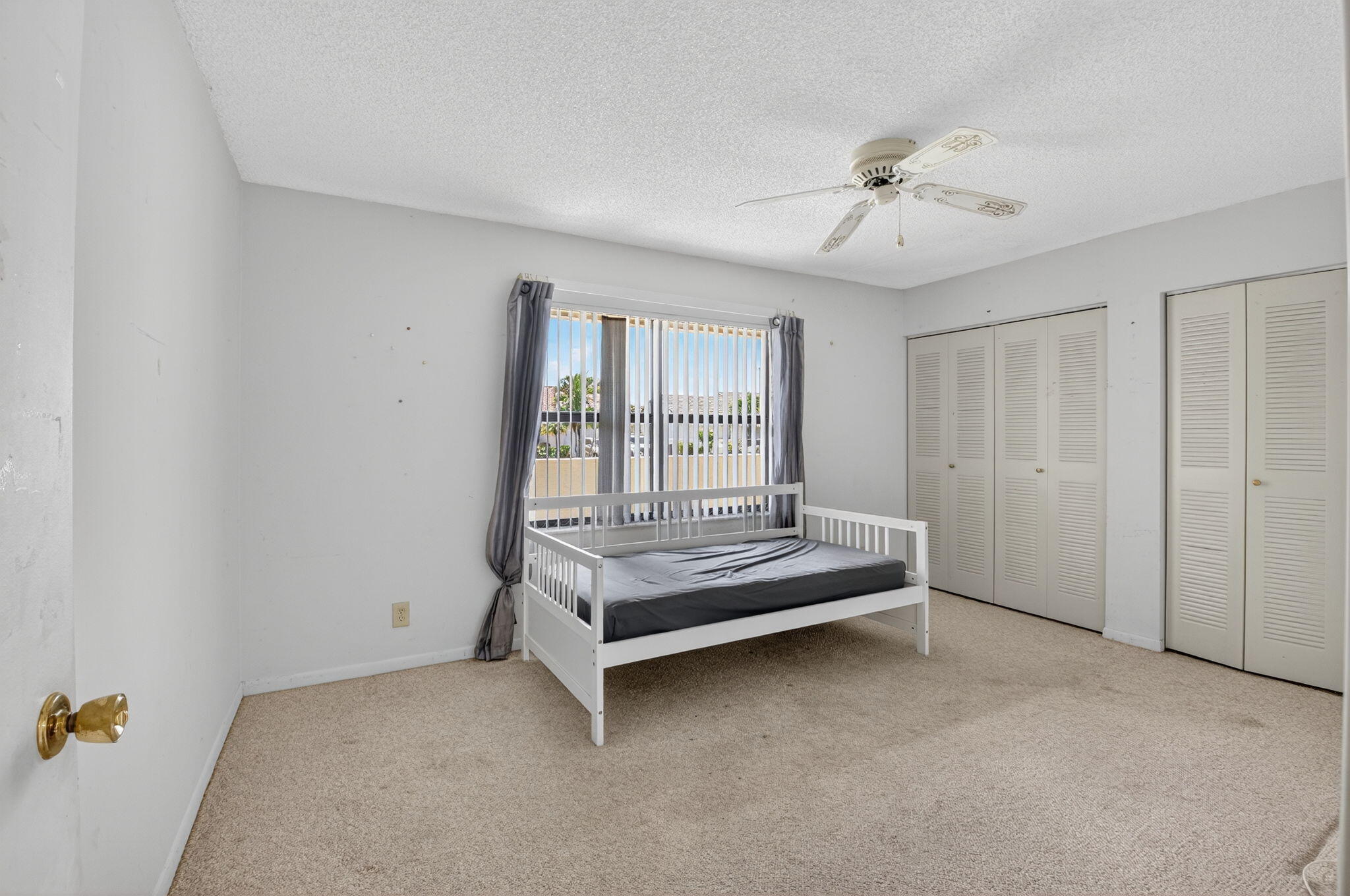 9541 Majestic Way