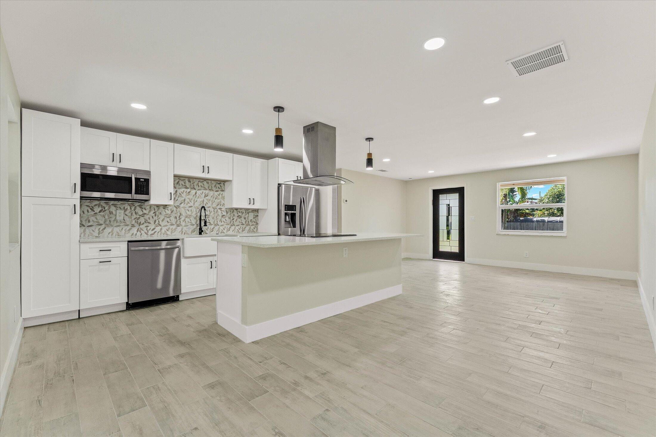 4931 N Kay Street