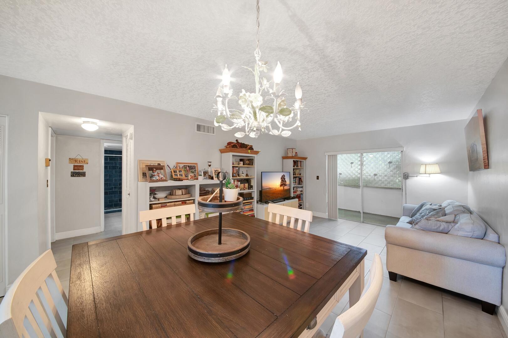 2812 S Garden Drive 109