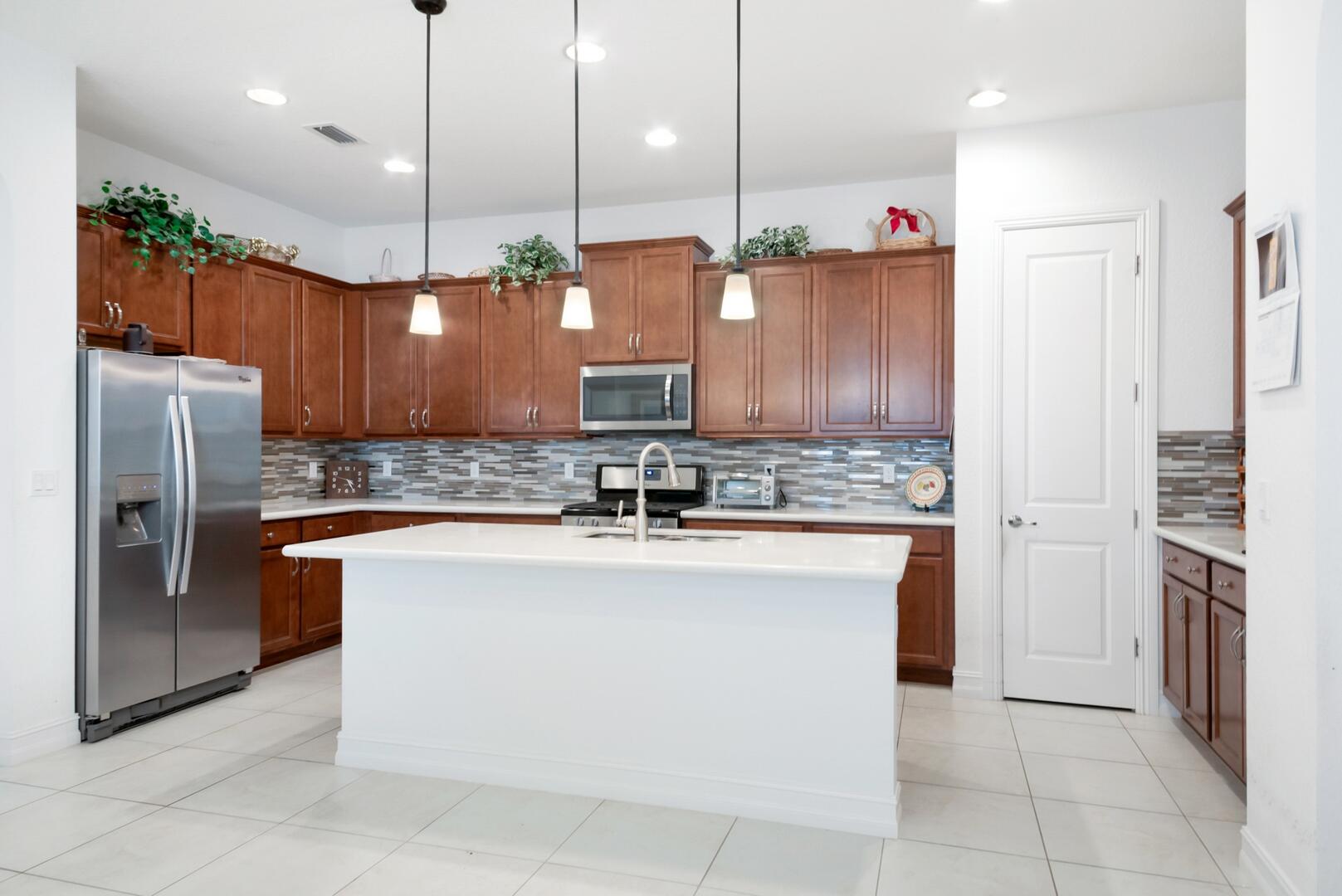 8259 Grand Prix Lane