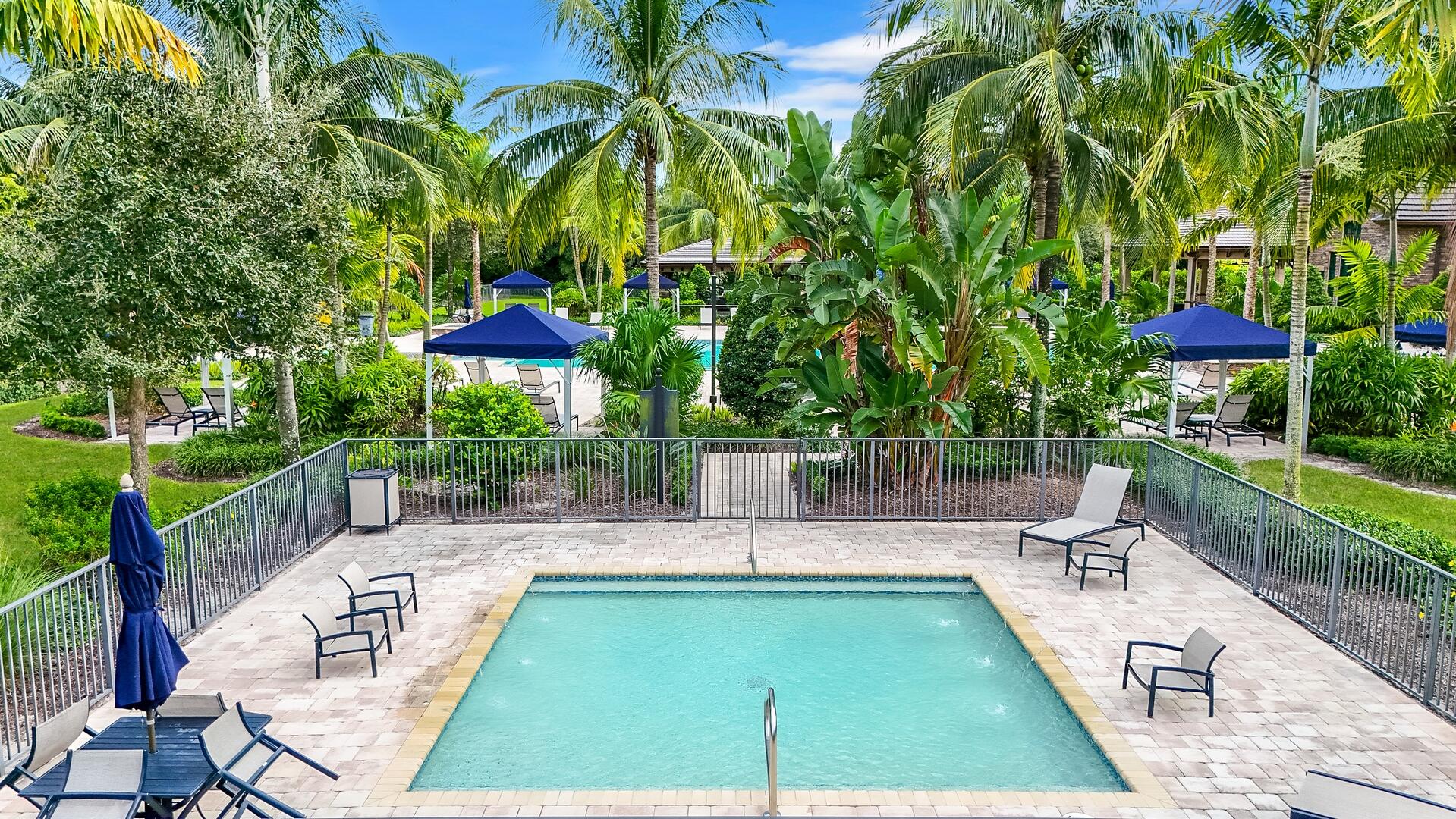 8259 Grand Prix Lane
