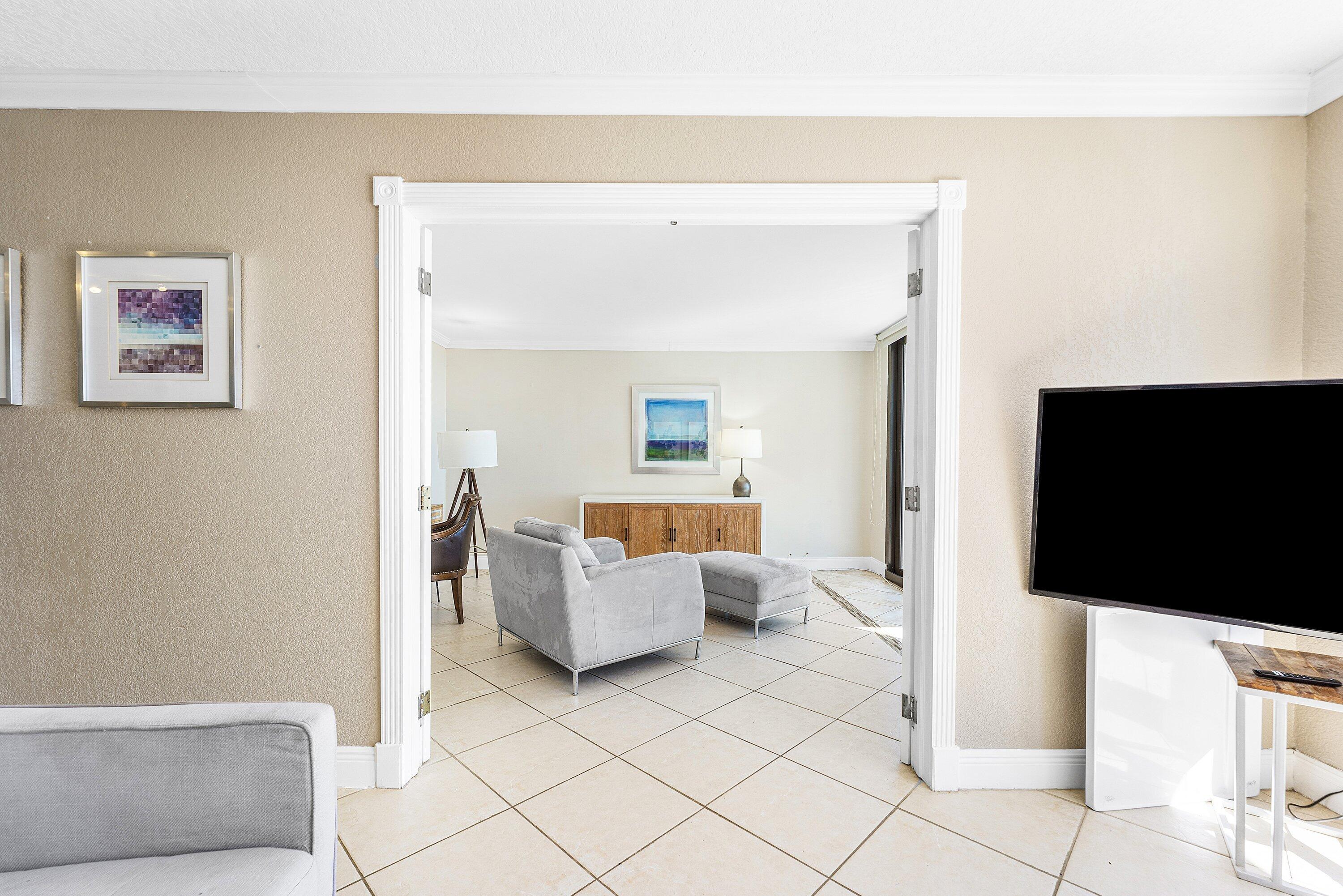 1600 S Ocean Drive 7h