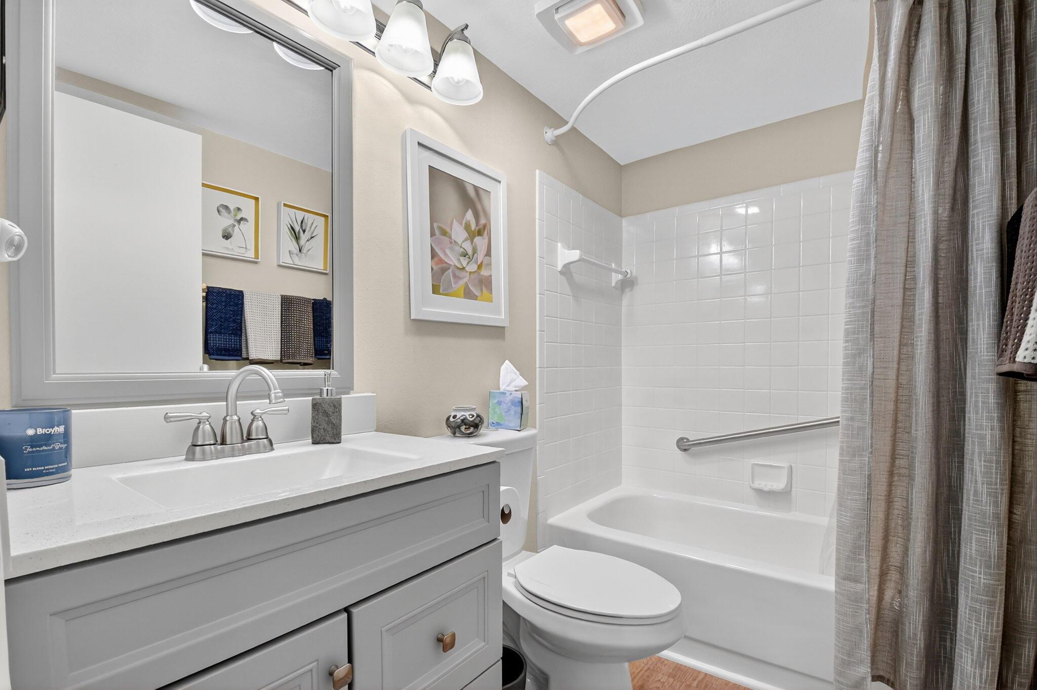 7642 Tahiti Lane 101