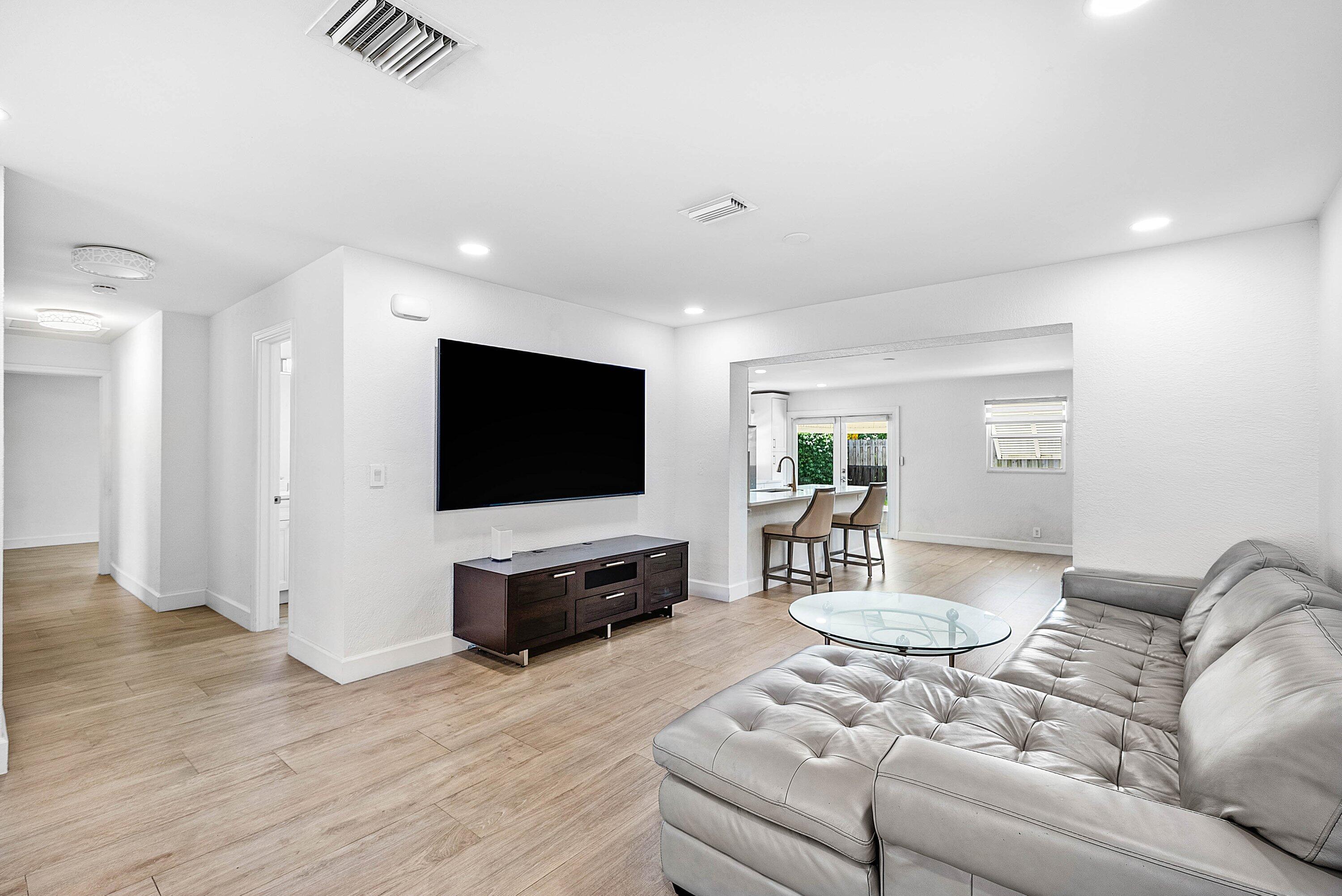 530 Heron Drive