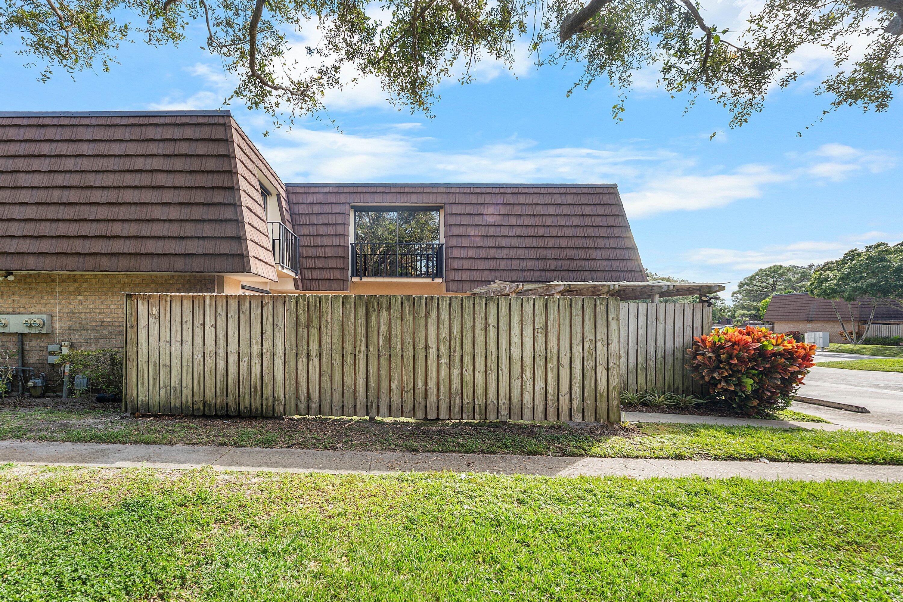 1214 12th Lane