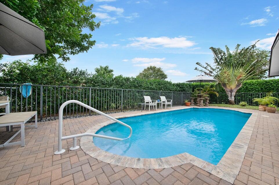 6372 Sleepy Willow Way