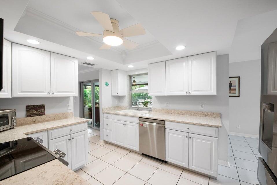 6372 Sleepy Willow Way