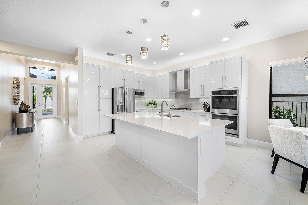 9832 Turning Bluff Lane