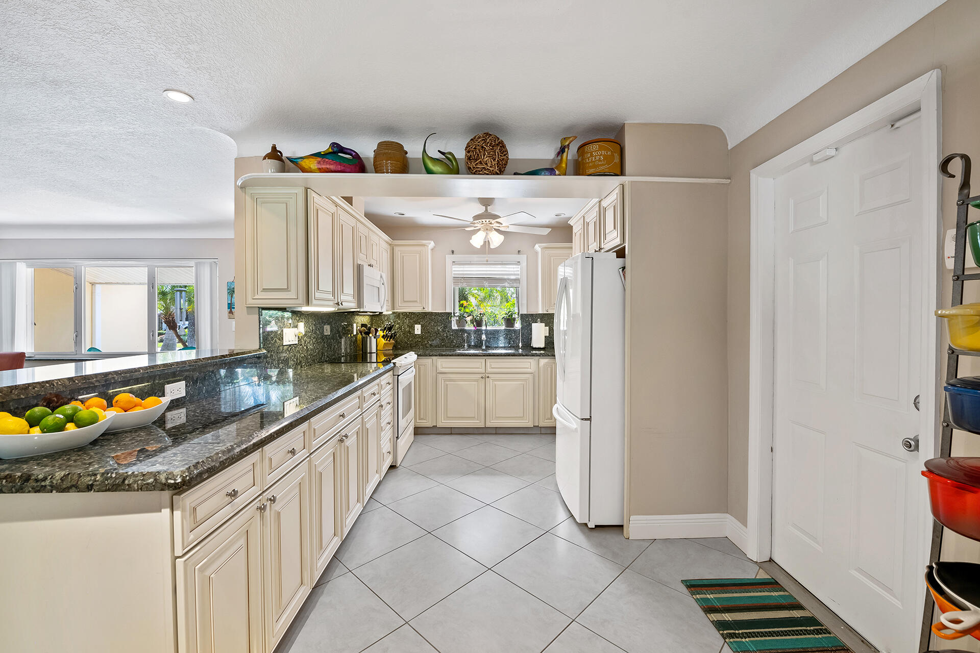 2251 NE 37th Court