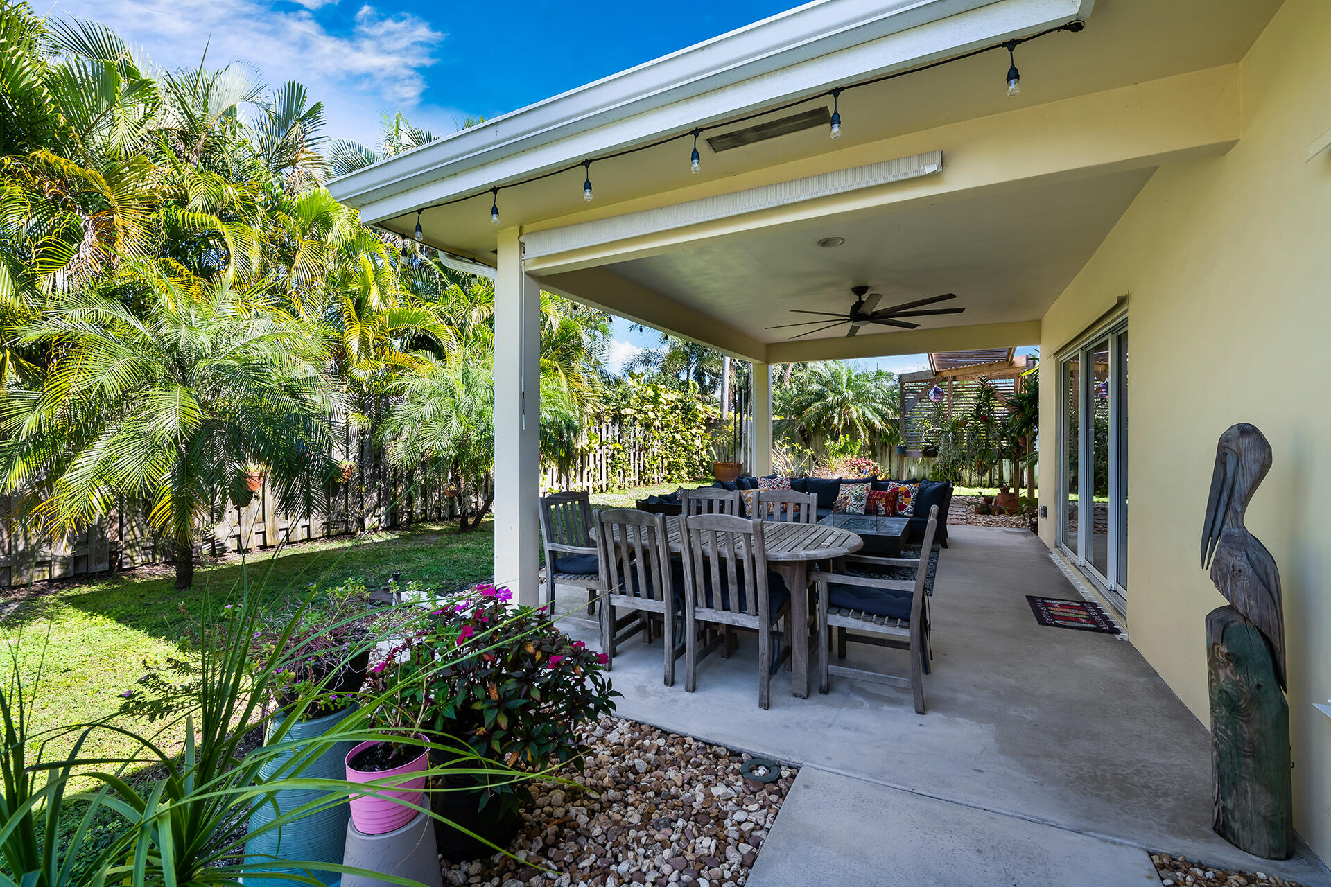 2251 NE 37th Court