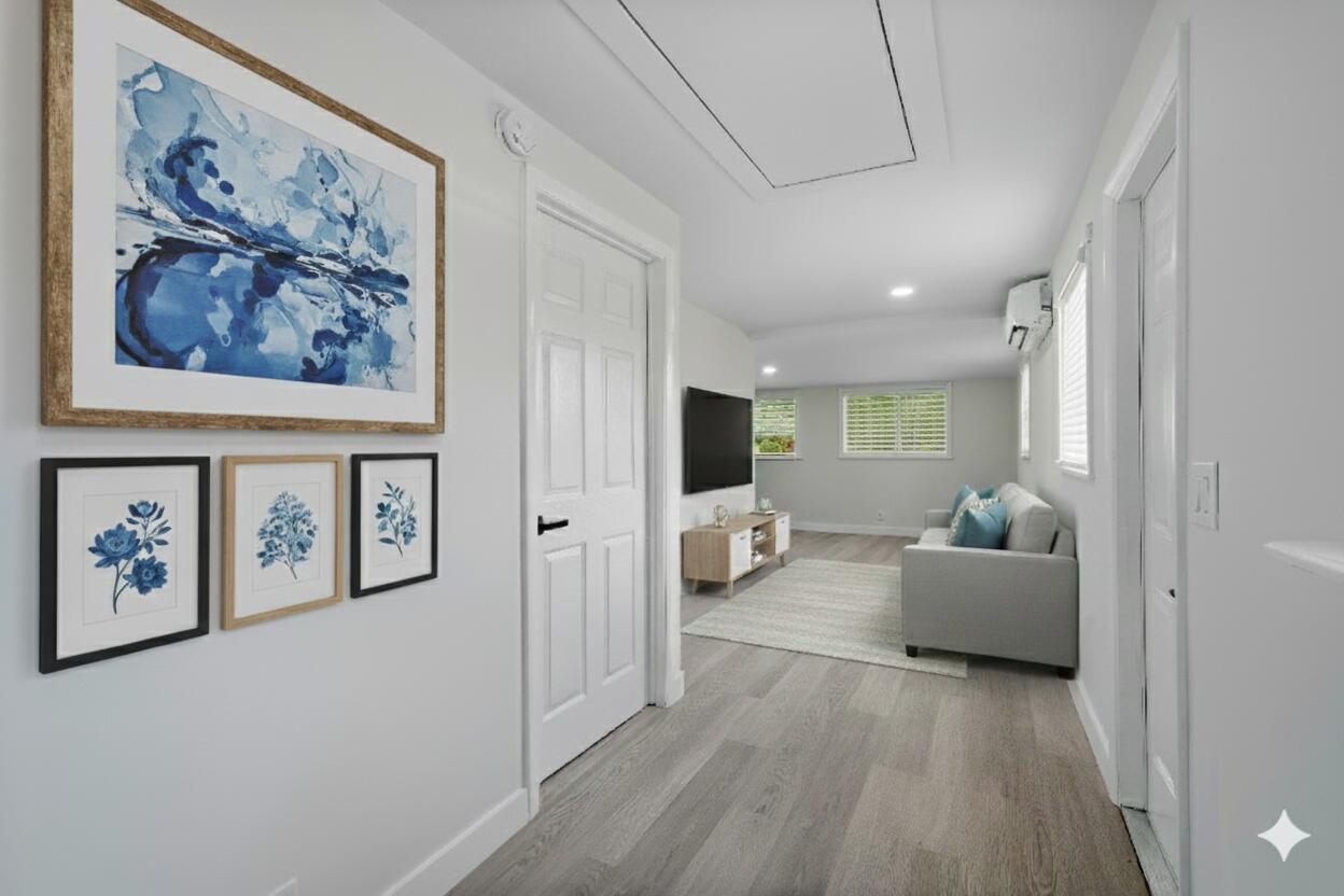 137 SW 9th Avenue
